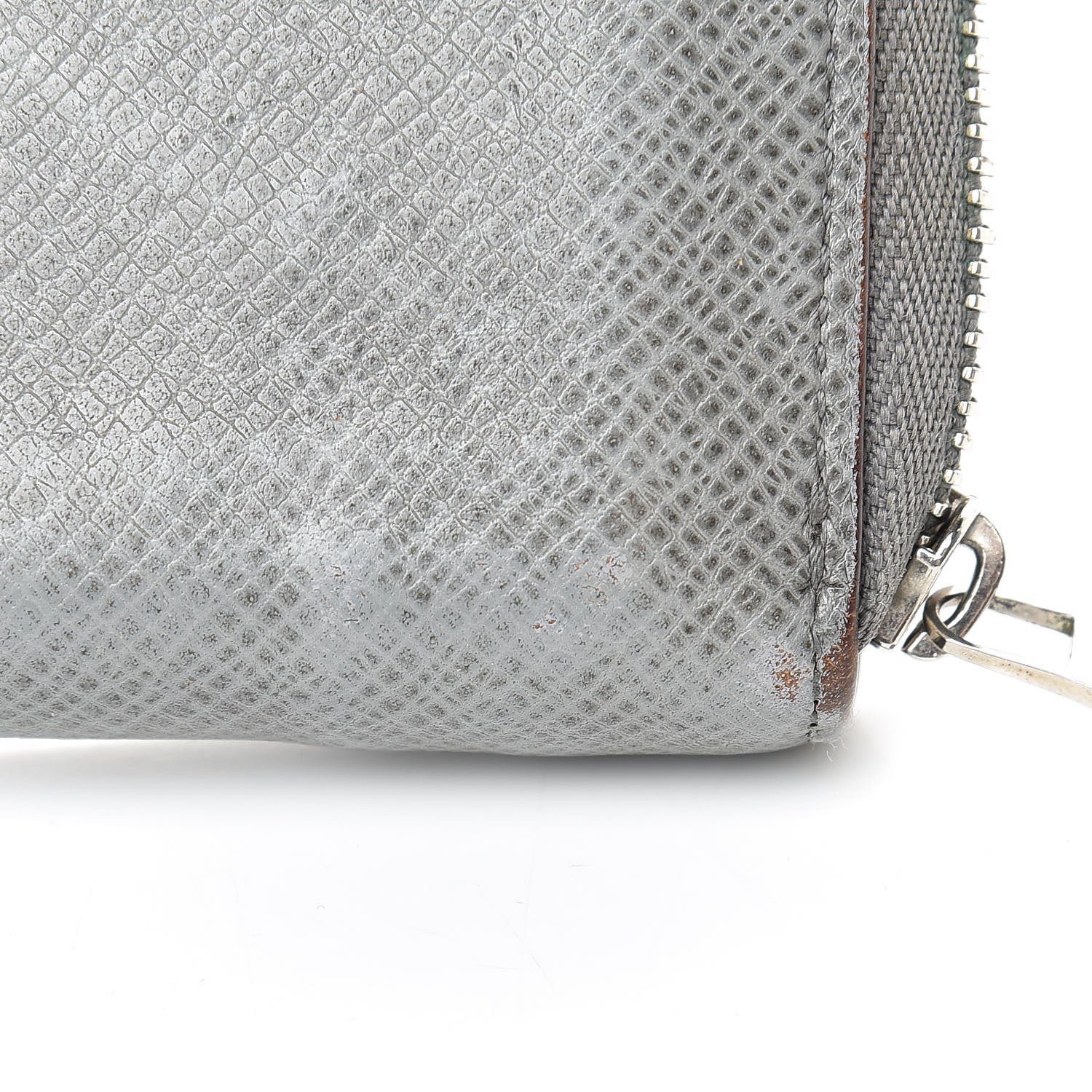 Louis Vuitton Taiga Zippy Coin Purse Vertical Glacier 9 of 20