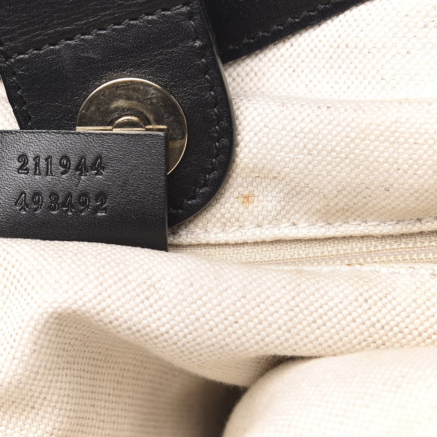 Monogram Medium Sukey Black