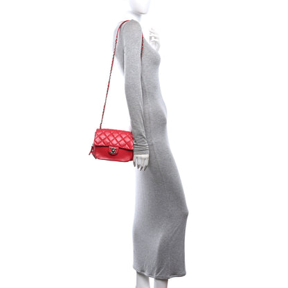 Chanel Aged Calfskin Quilted Express Zip Around Flap Red 2 of 10