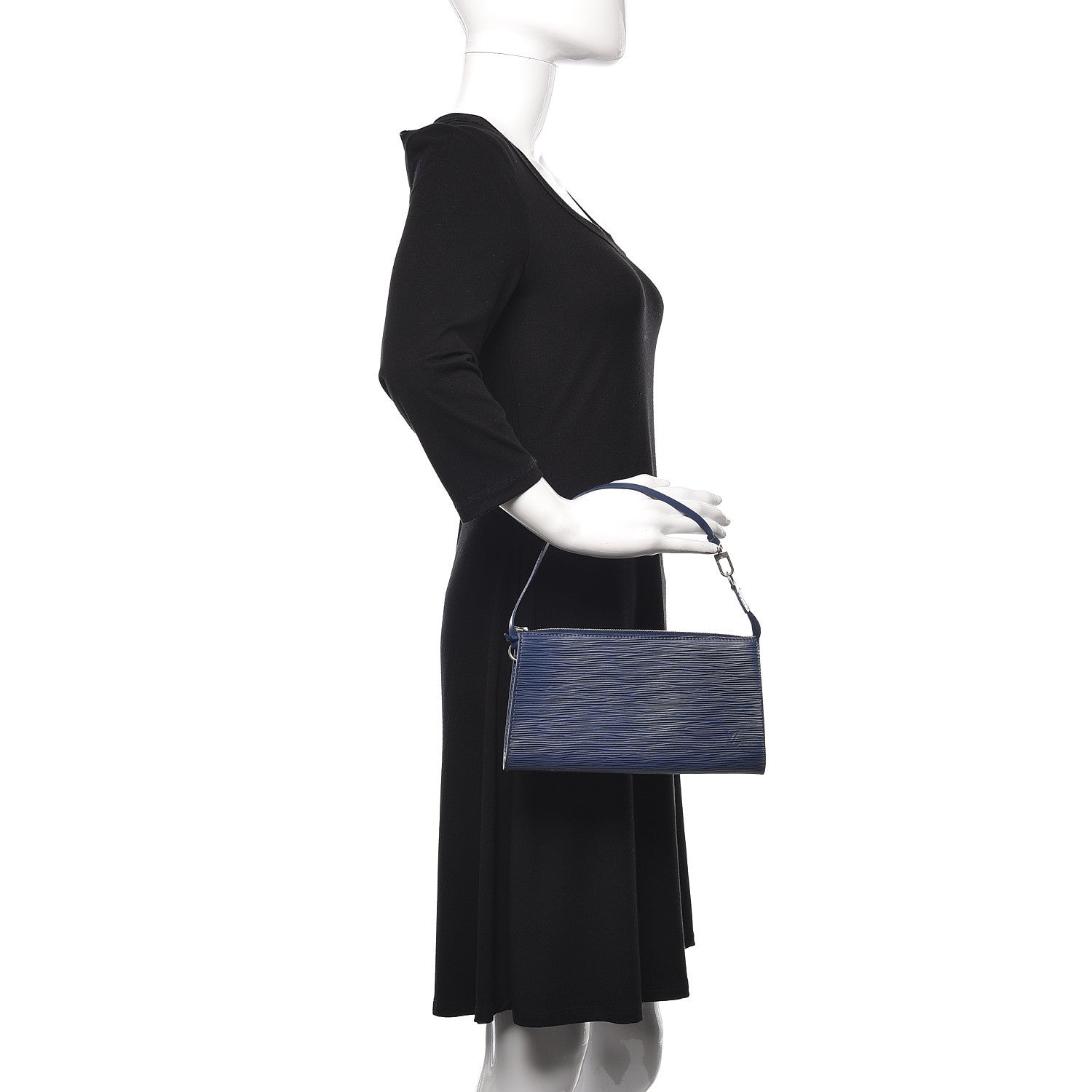 Louis Vuitton Epi Pochette Accessories 24 Myrtille 2 of 8