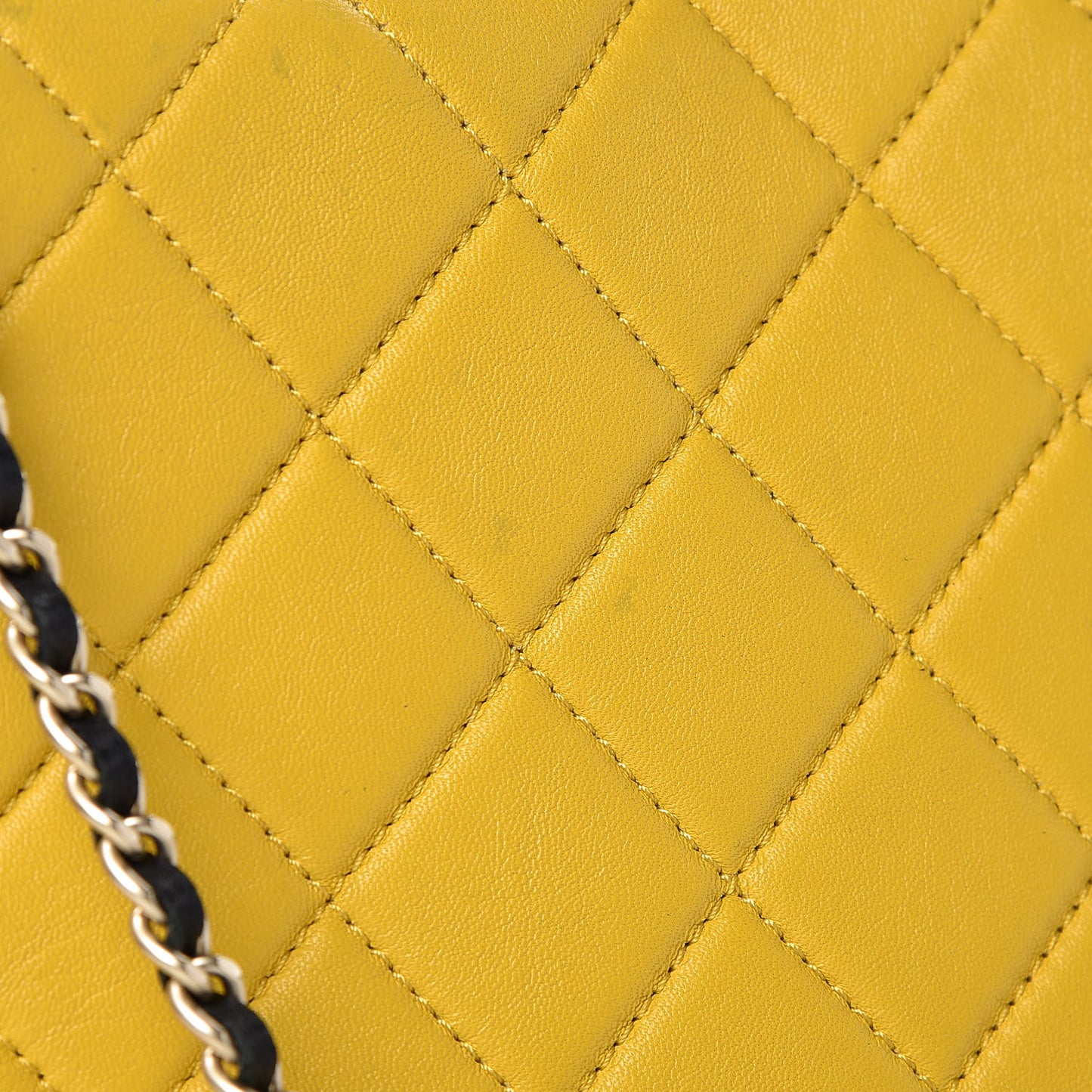Lambskin Tri-Color Medium Graphic Flap Multicolor