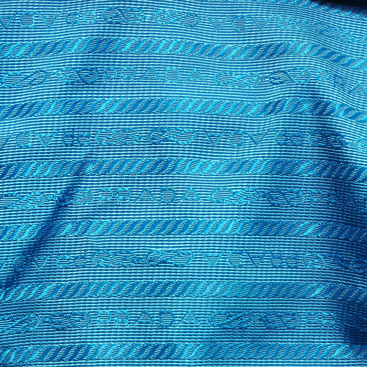 Saffiano Lux Large Promenade Tote Turchese