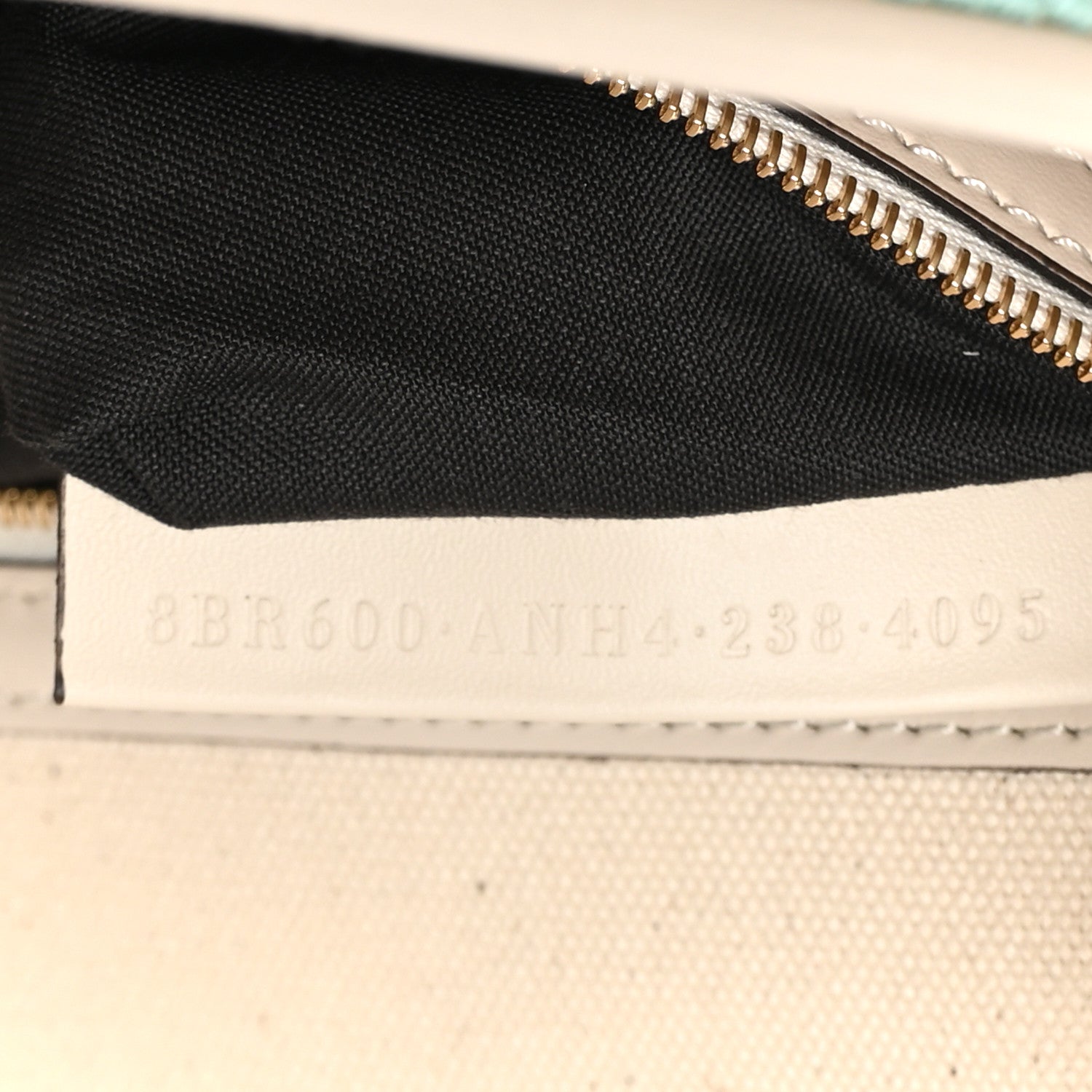 Fendi Canvas Vitello Seta FF Multicolor Embroidered Baguette Grezzo Multicolor Latte 7 of 10