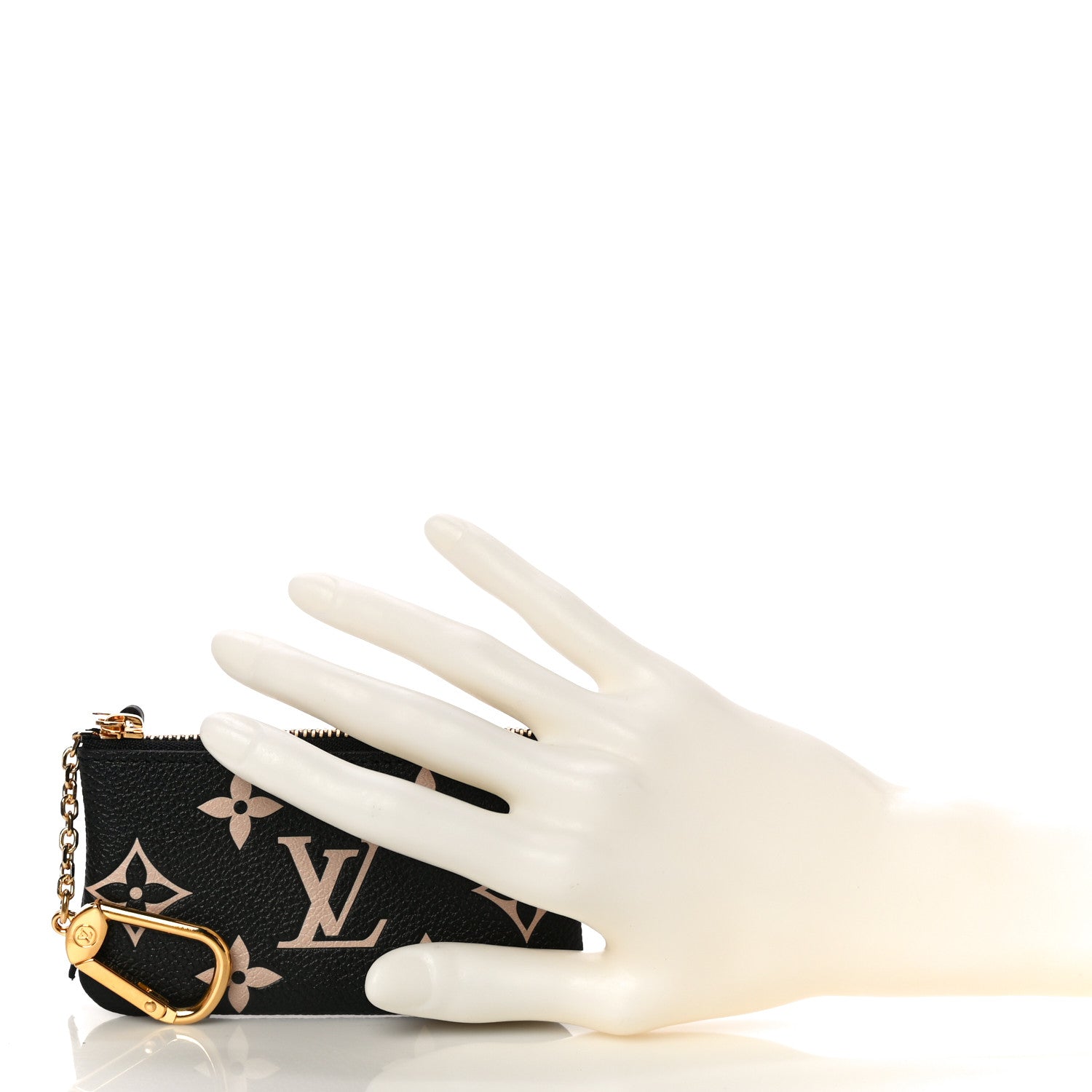 Louis Vuitton Empreinte Monogram Giant Key Pouch Black Beige 2 of 10