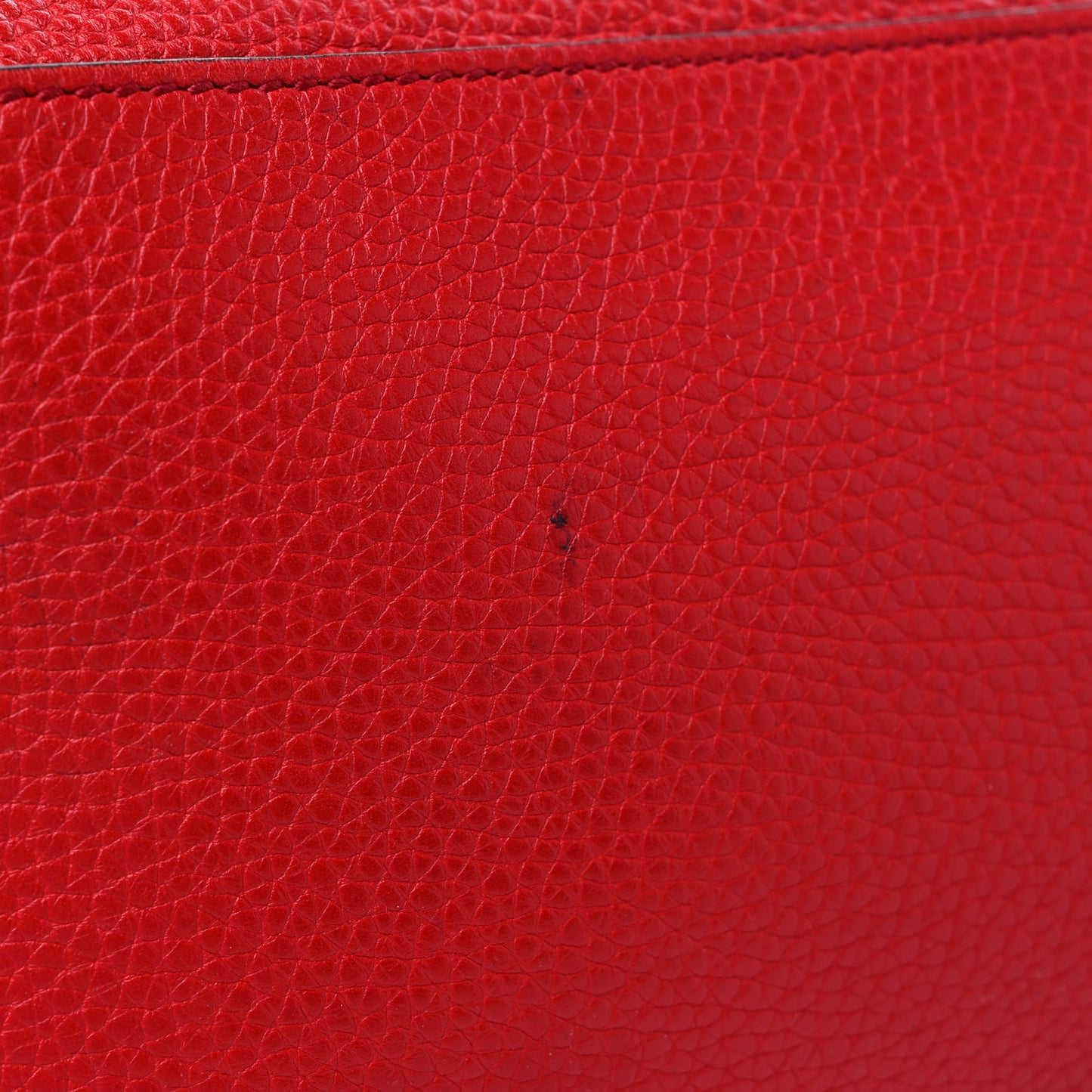 Cellarius Calfskin Medium Soho Chain Shoulder Bag Vibrant Red