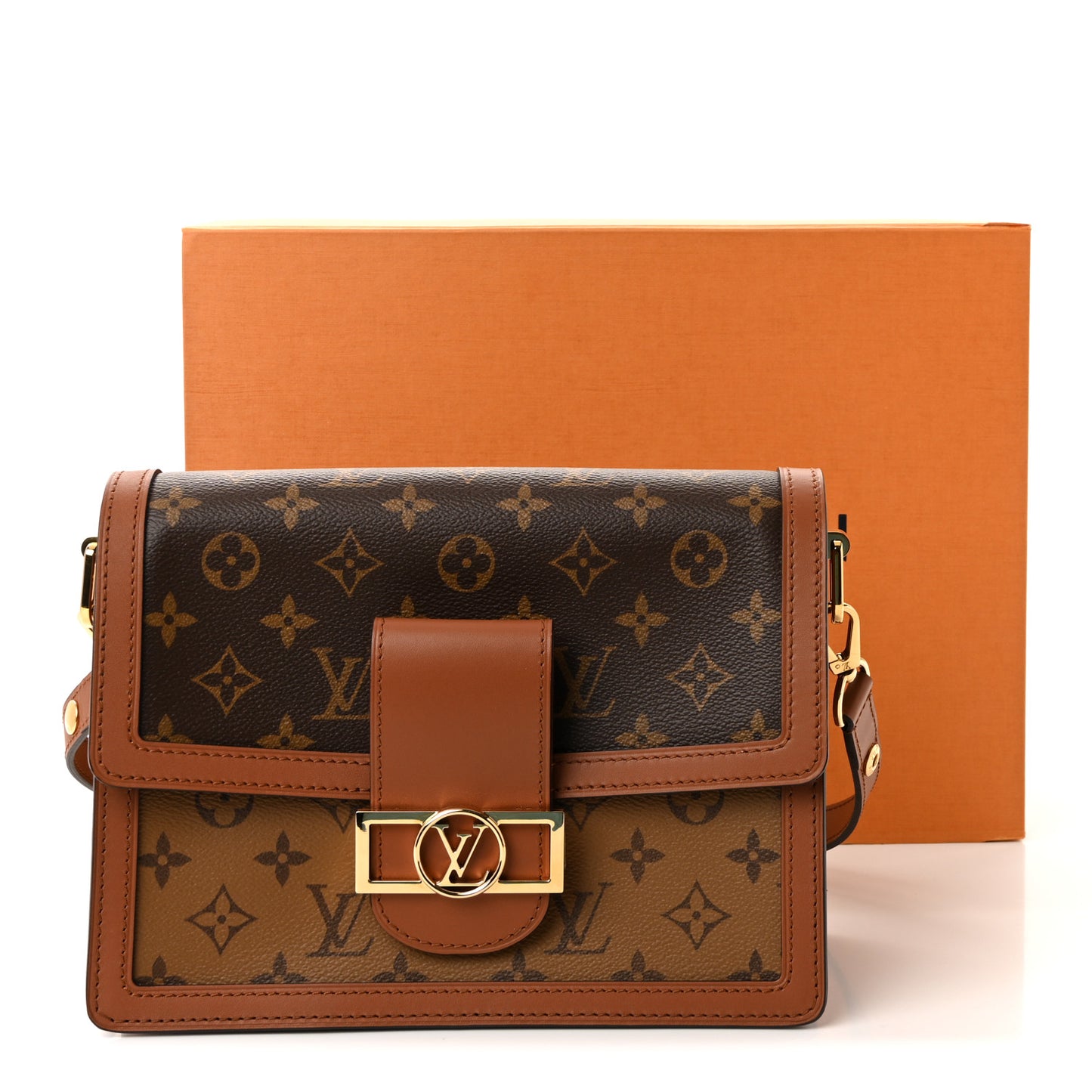 Reverse Monogram Dauphine MM