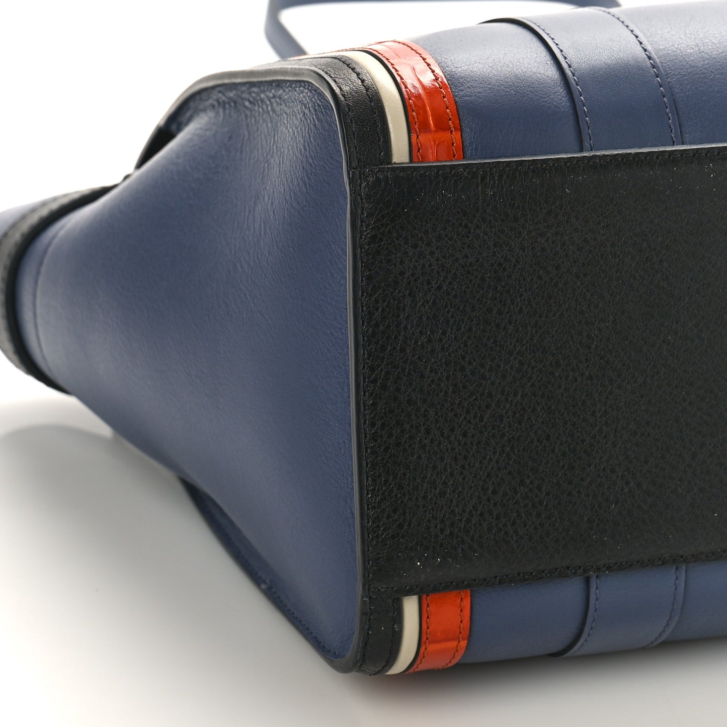 Crocodile Embossed Calfskin Small Zipped Bayswater Blue Multicolor