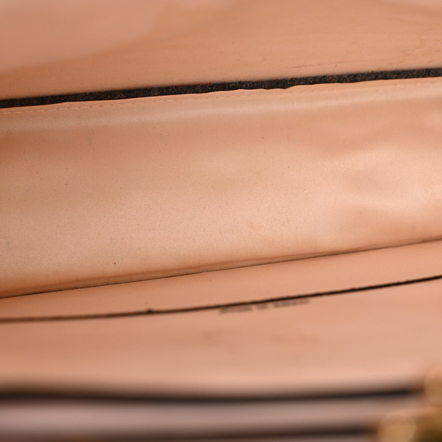 Melange Flannel Satin Threaded Edge Medium Peekaboo I SEE U Satchel Grigio Bois de Rose