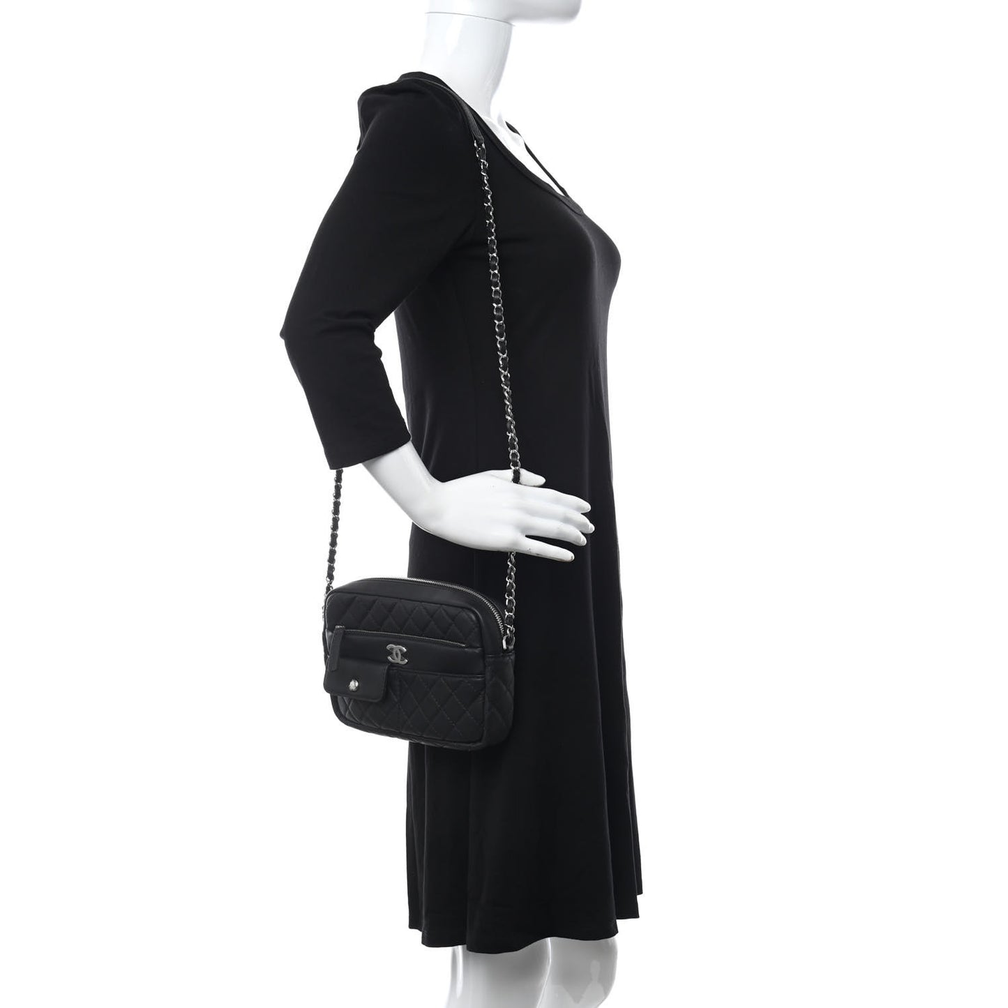 Calfskin Quilted Ultra Pocket Camera Case Black