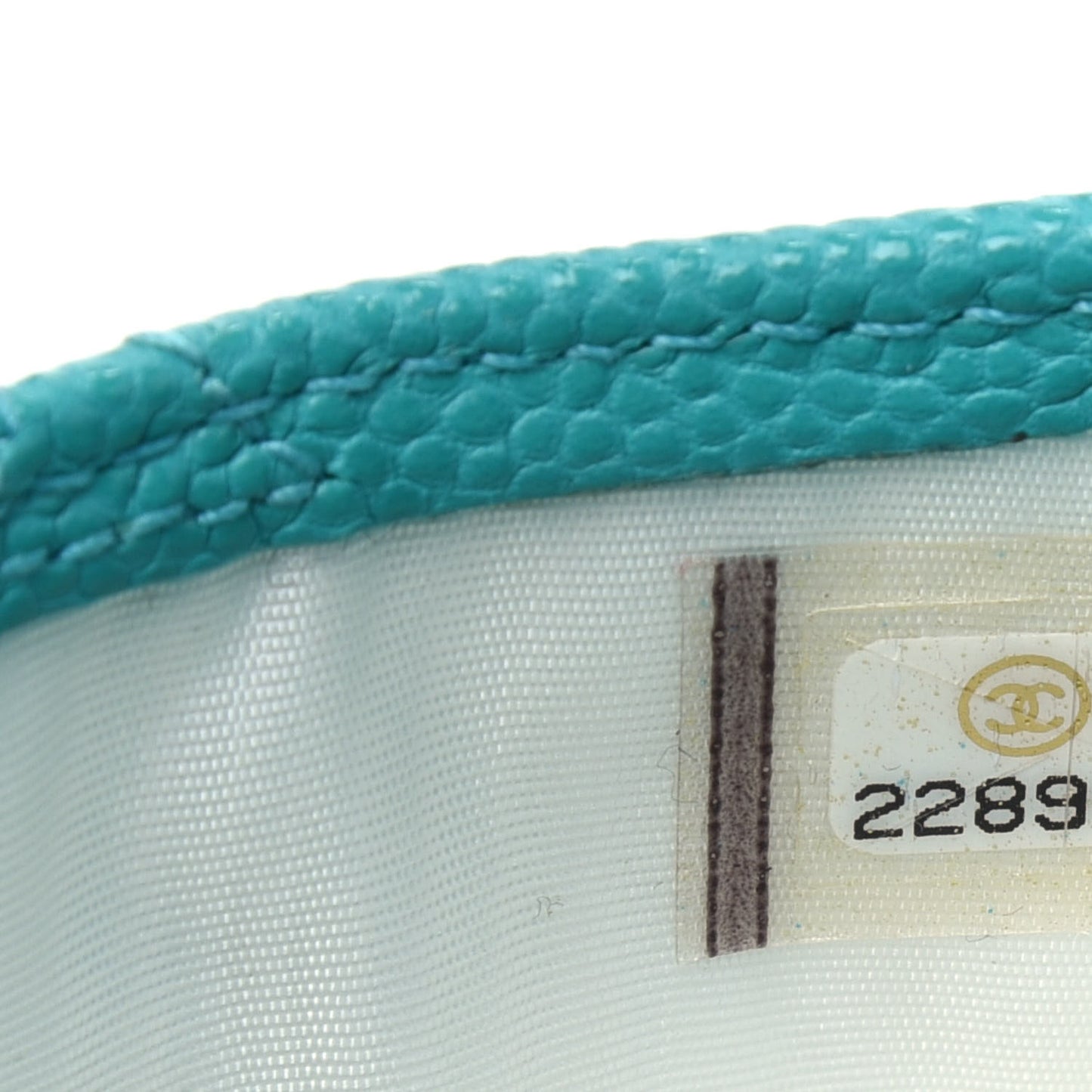Caviar Quilted Card Holder Turquoise
