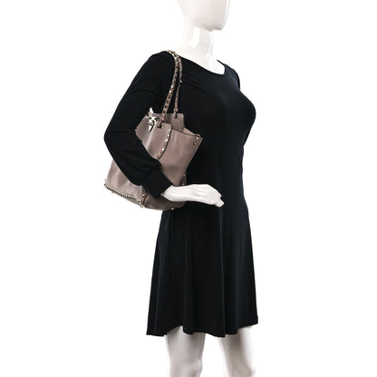 Valentino Garavani Pebbled Calfskin Medium Rockstud Tote Poudre 2 of 8