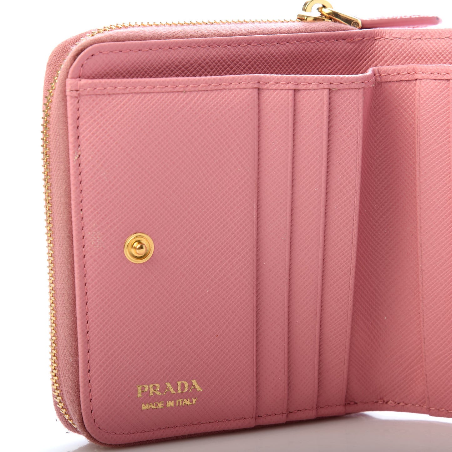 Saffiano Triangle Compact Zip Around Walle Petalo