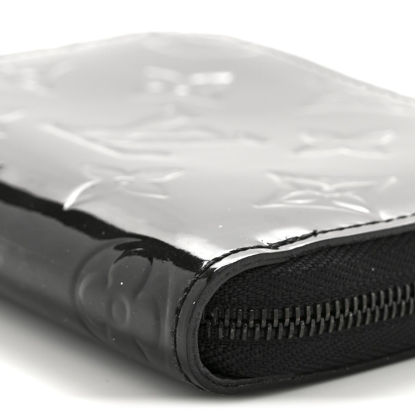 Vernis Zippy Coin Purse Wallet Noir Magnetique