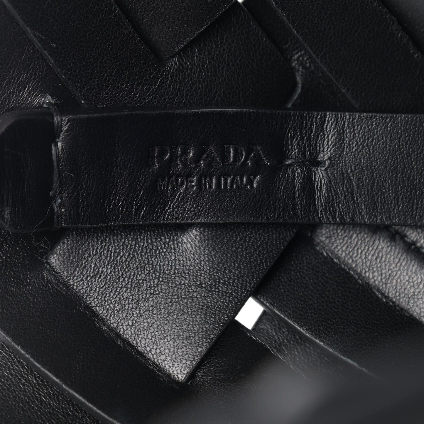 Vitello Intreccio Bucket Bag Black