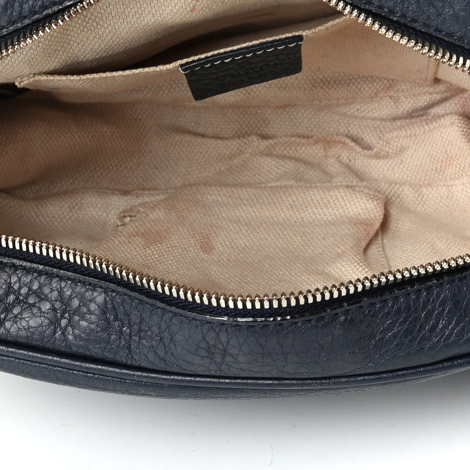 Gucci Pebbled Calfskin Small Soho Disco Bag Black 4 of 6