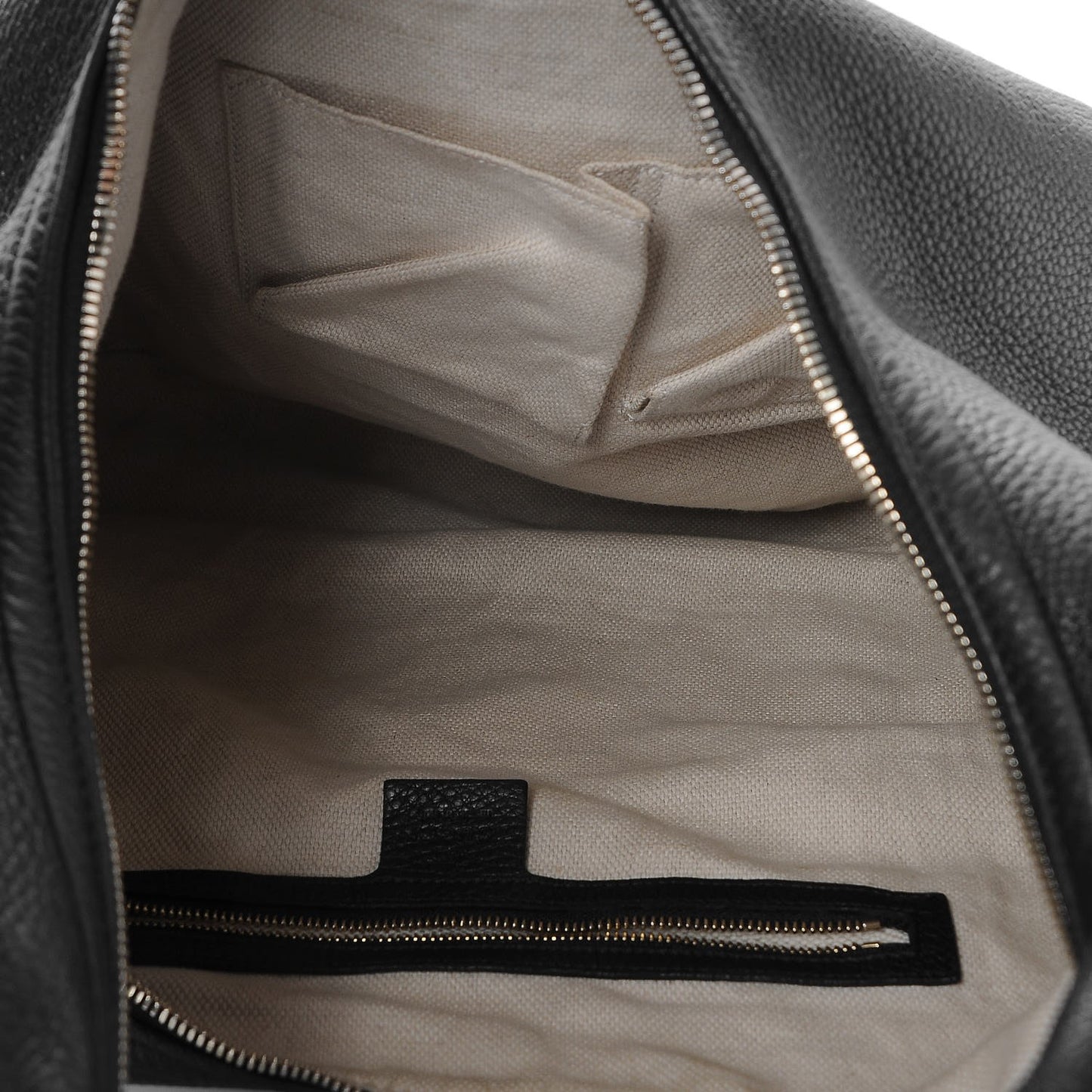 Pebbled Calfskin Large Soho Hobo Black