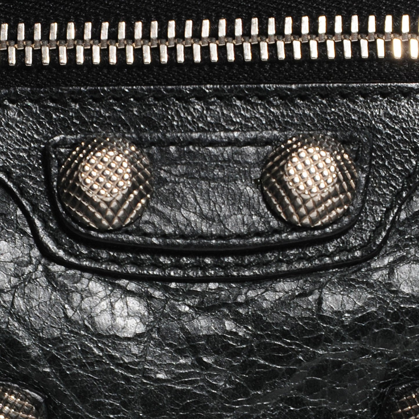 Agneau Giant Silver Hardware M Porte-Monnaie Coin Purse Black