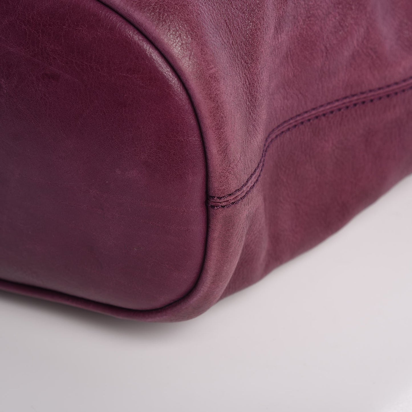Calfskin Medium Nightingale Dark Plum