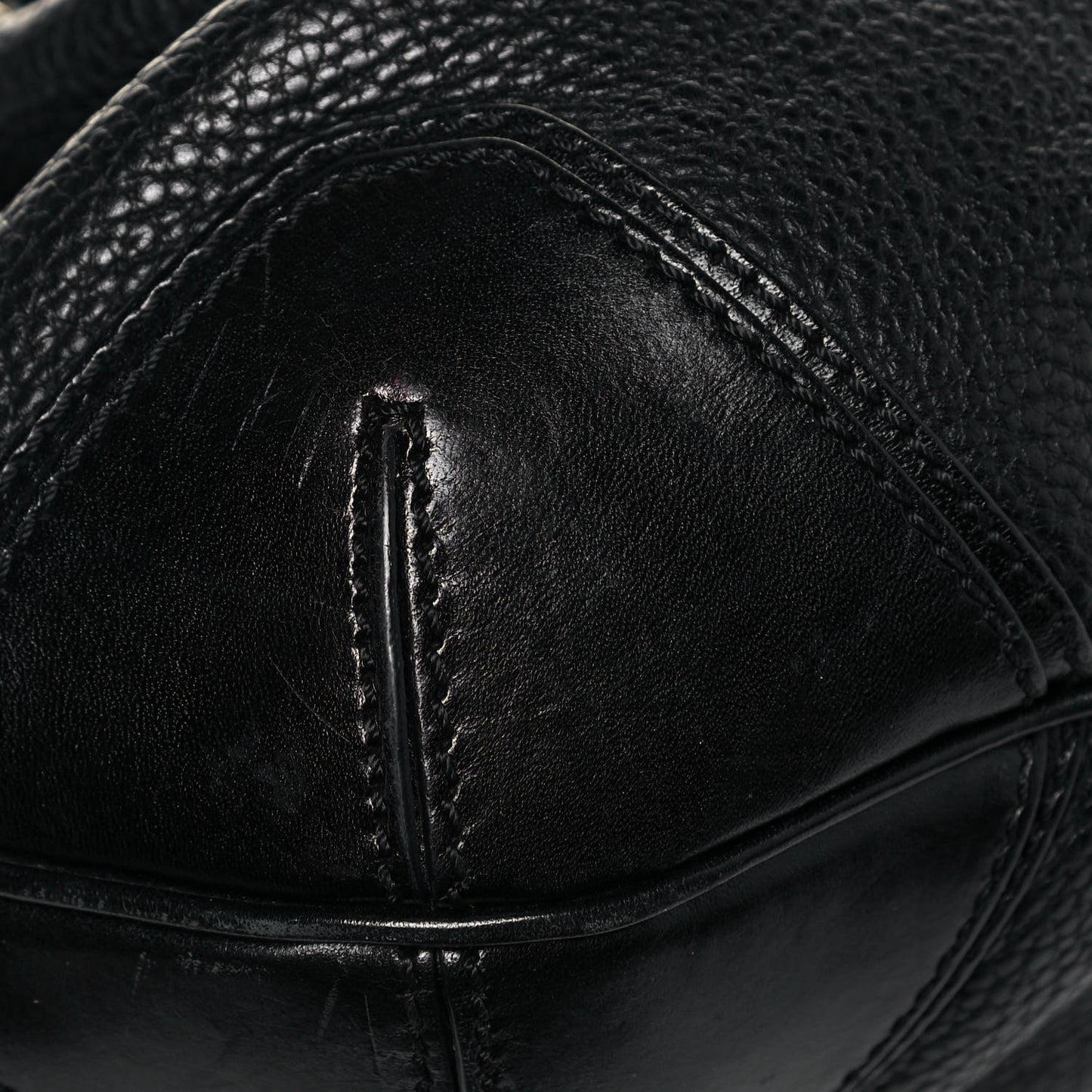 Grainy Calfskin Willenmore Hobo Black