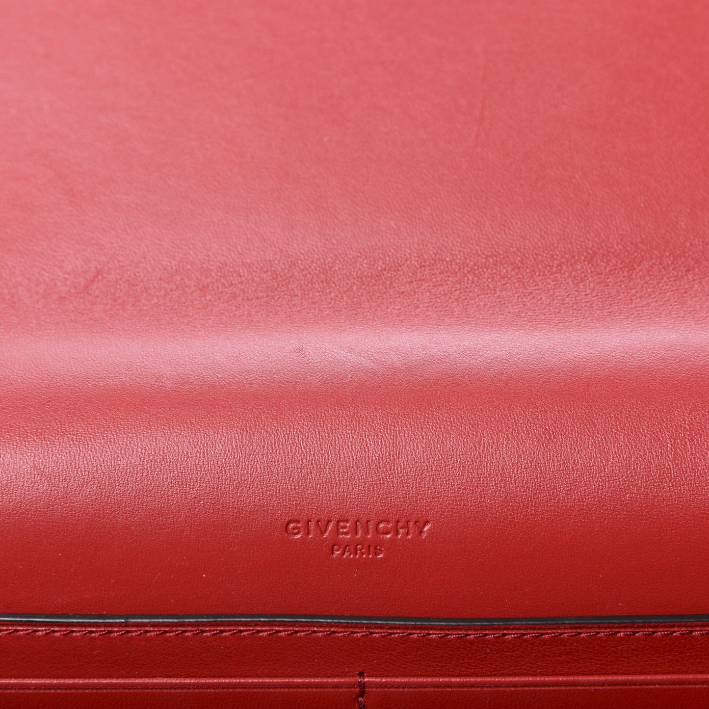 Goatskin Quilted GV3 Strap Wallet Vermillon