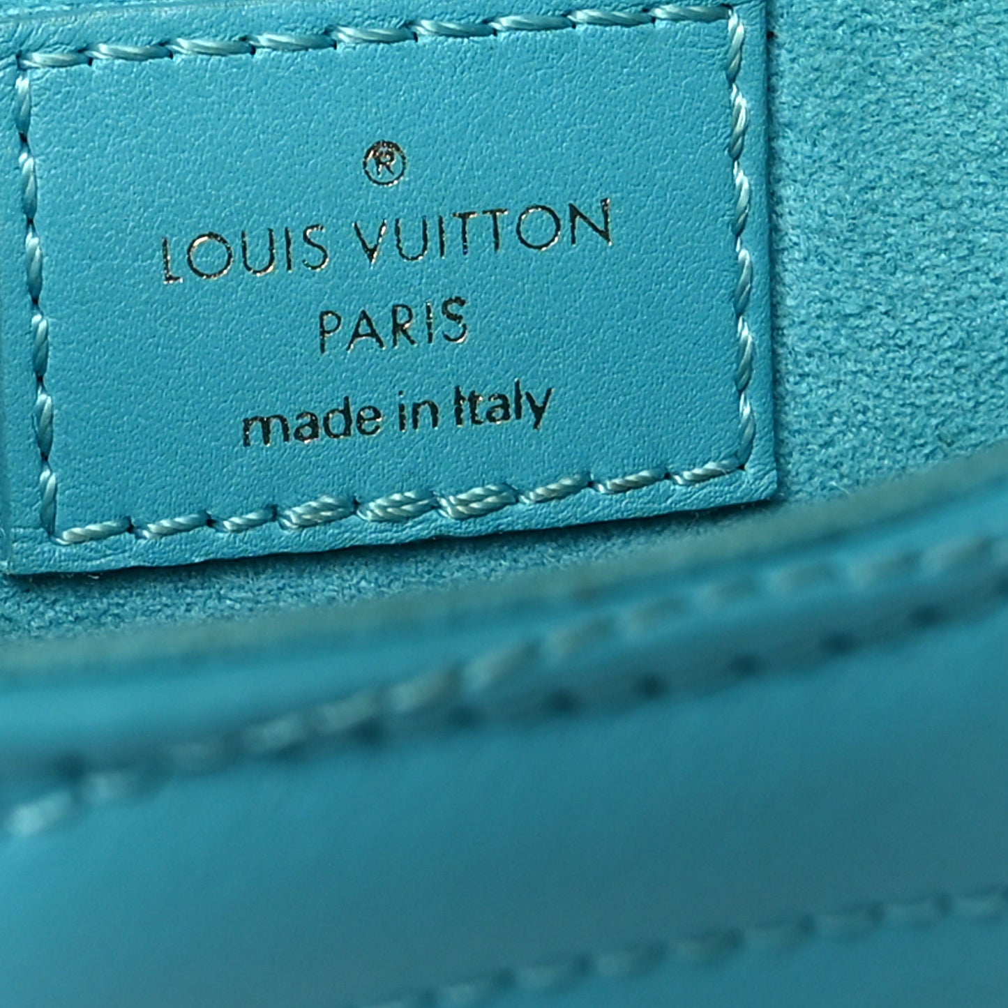 Calfskin New Wave Chain PM Malibu Green