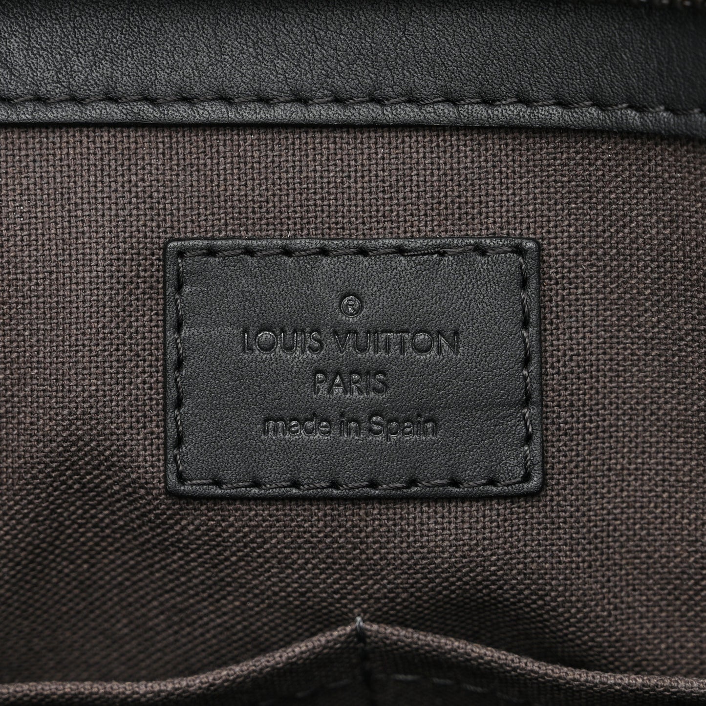 Damier Infini Tadao Onyx