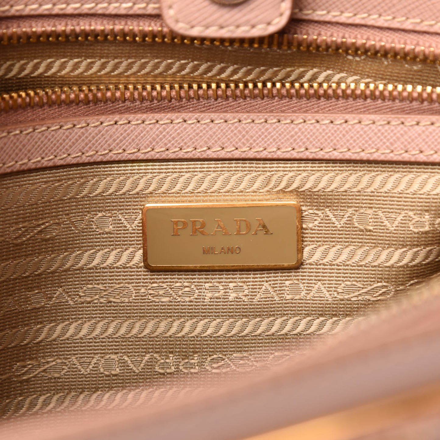 Saffiano Lux Medium Tote Orchidea