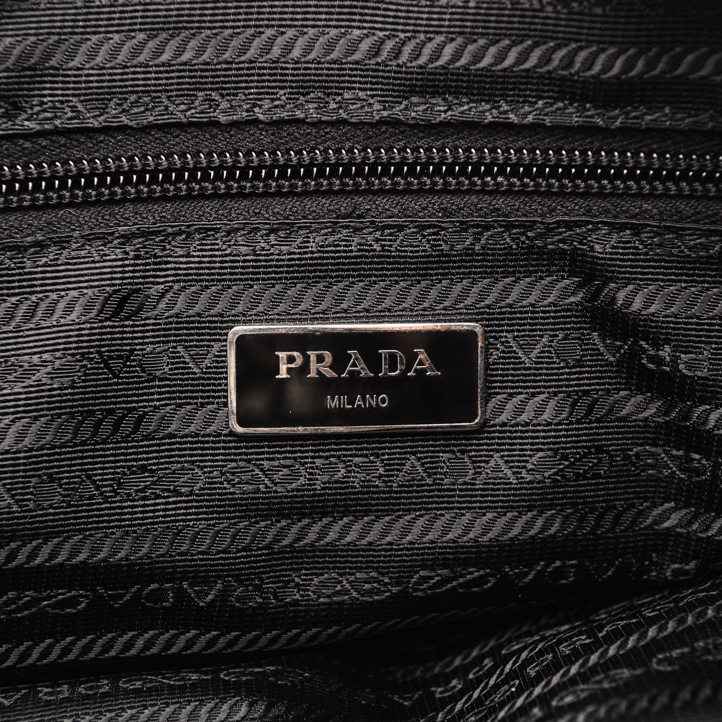 Nylon Vela Messenger Bag Black