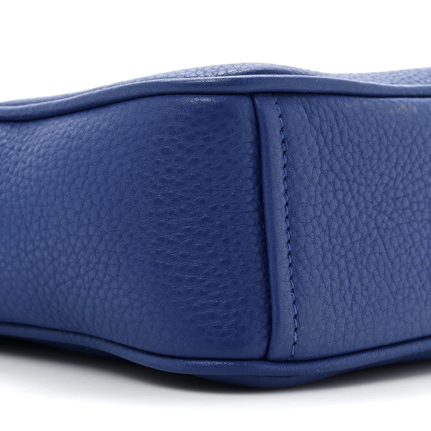 Vitello Phenix Camera Bag Royal