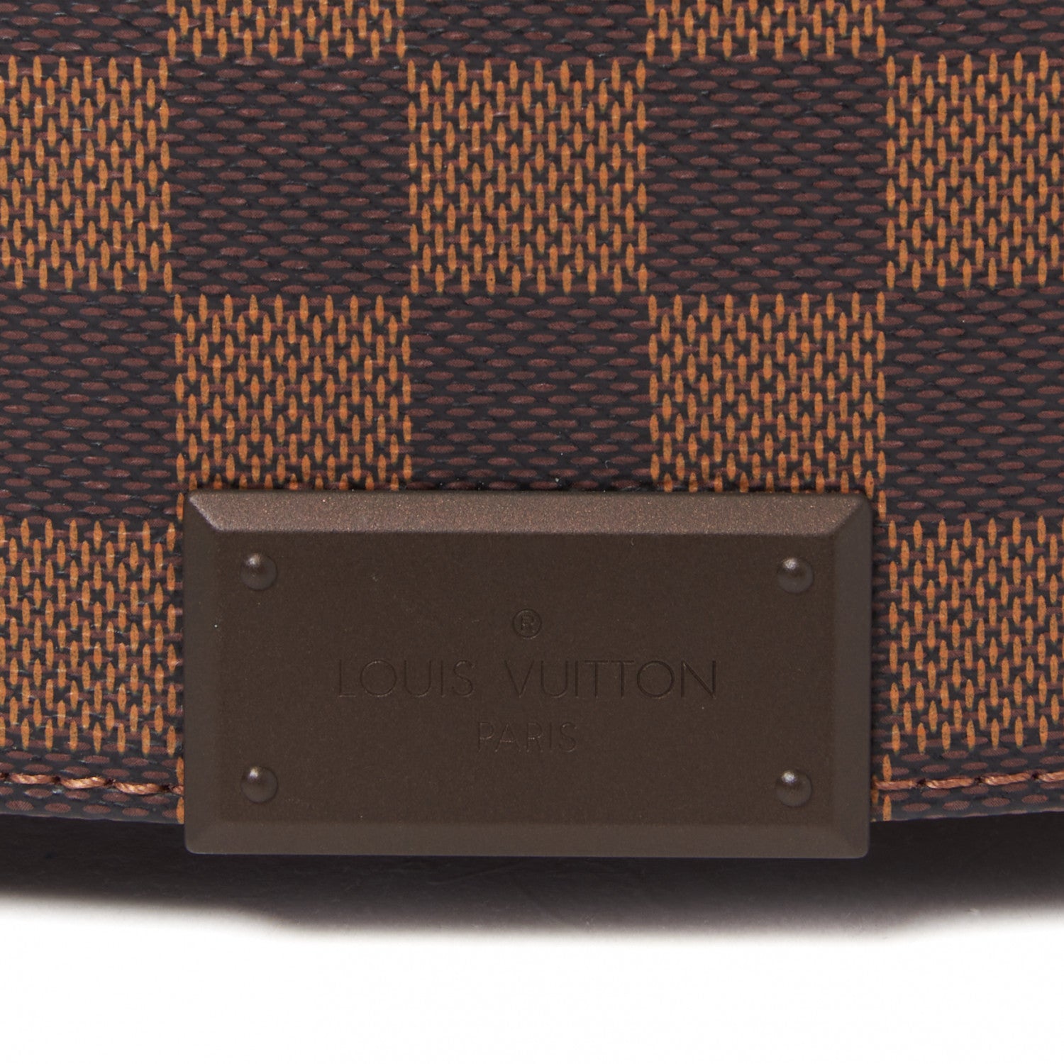 Louis Vuitton Damier Ebene District MM 7 of 8