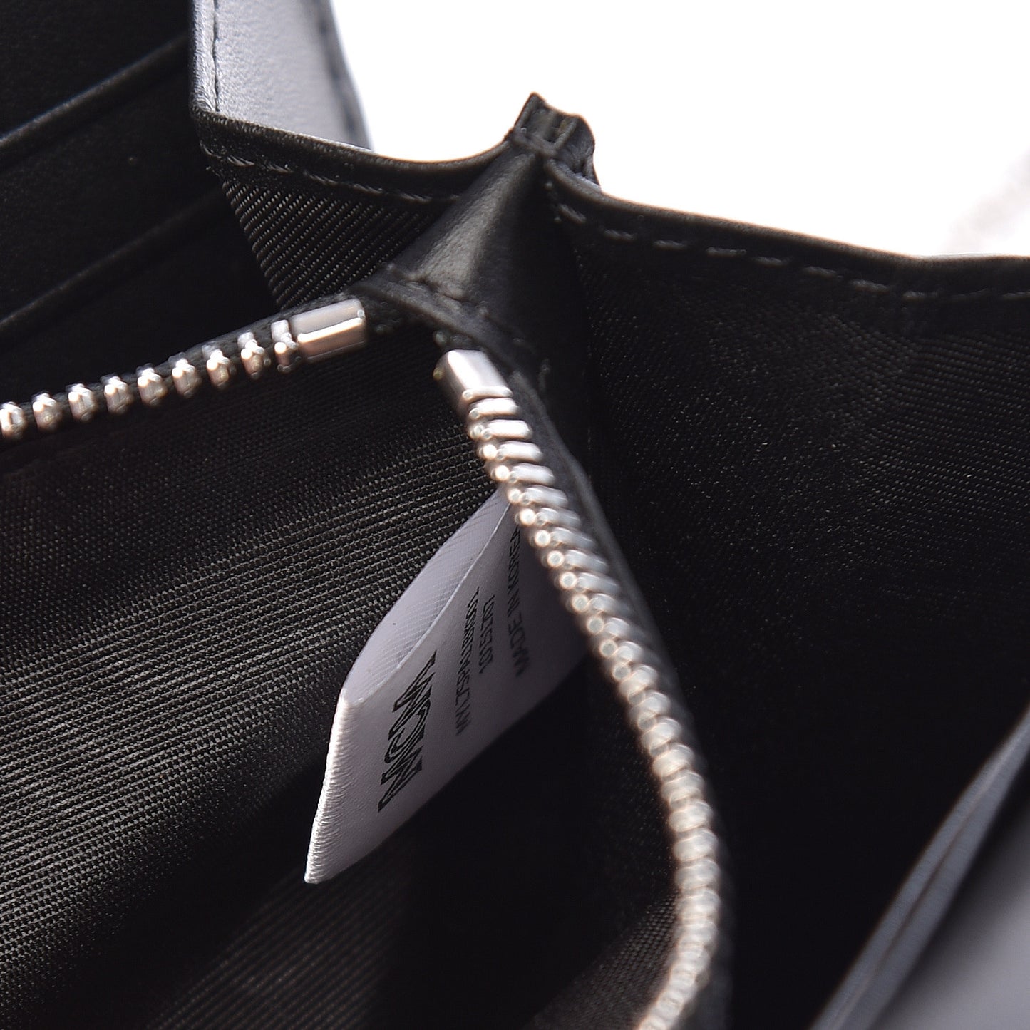 Visetos Large Patricia Wallet On Chain Black