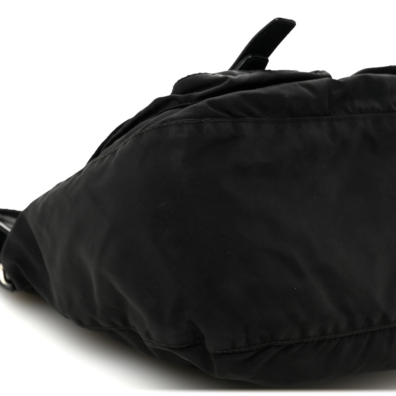 Prada Tessuto Nylon Messenger Bag Black 1774312 – FASHIONPHILE