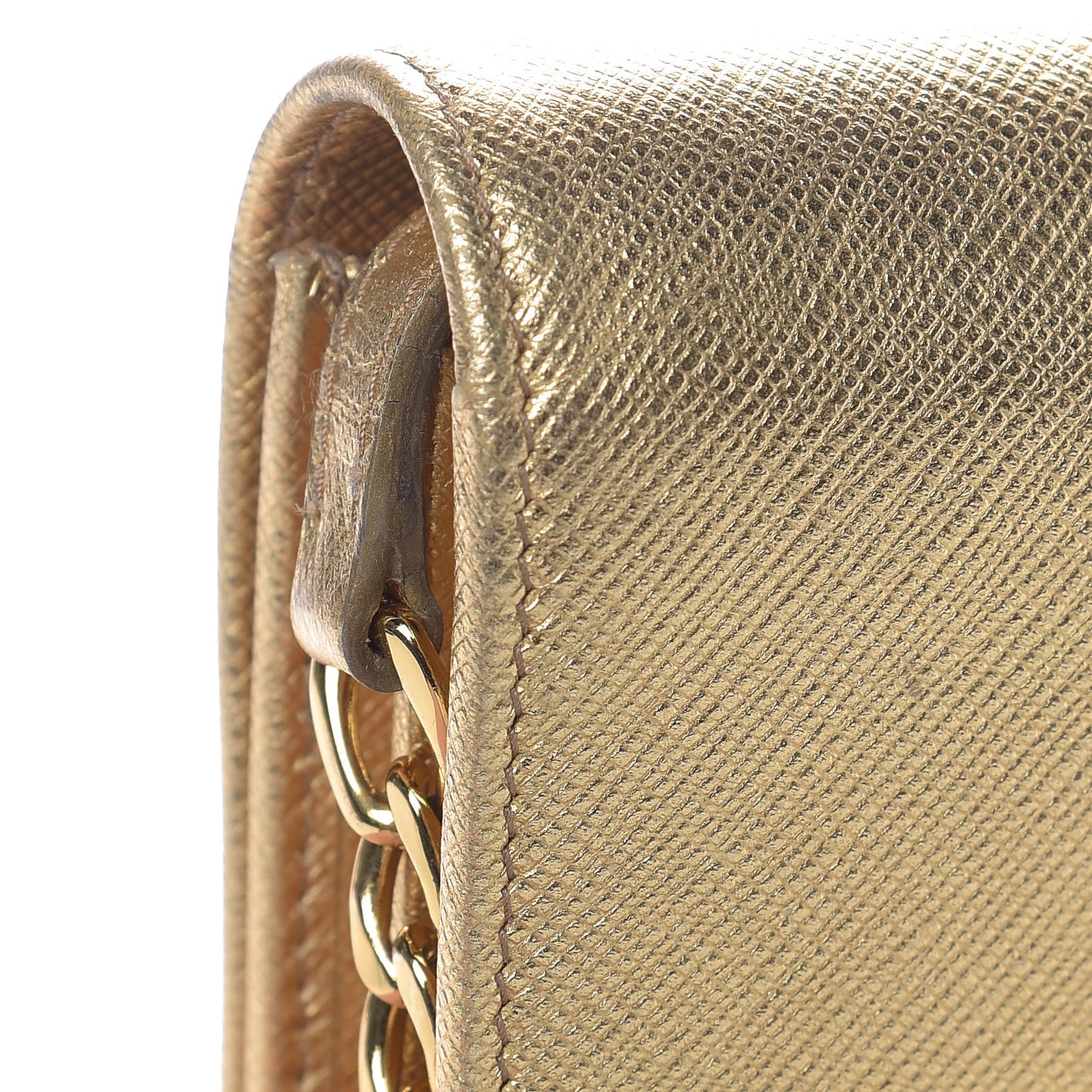 Metallic Saffiano Lux Chain Wallet Platino