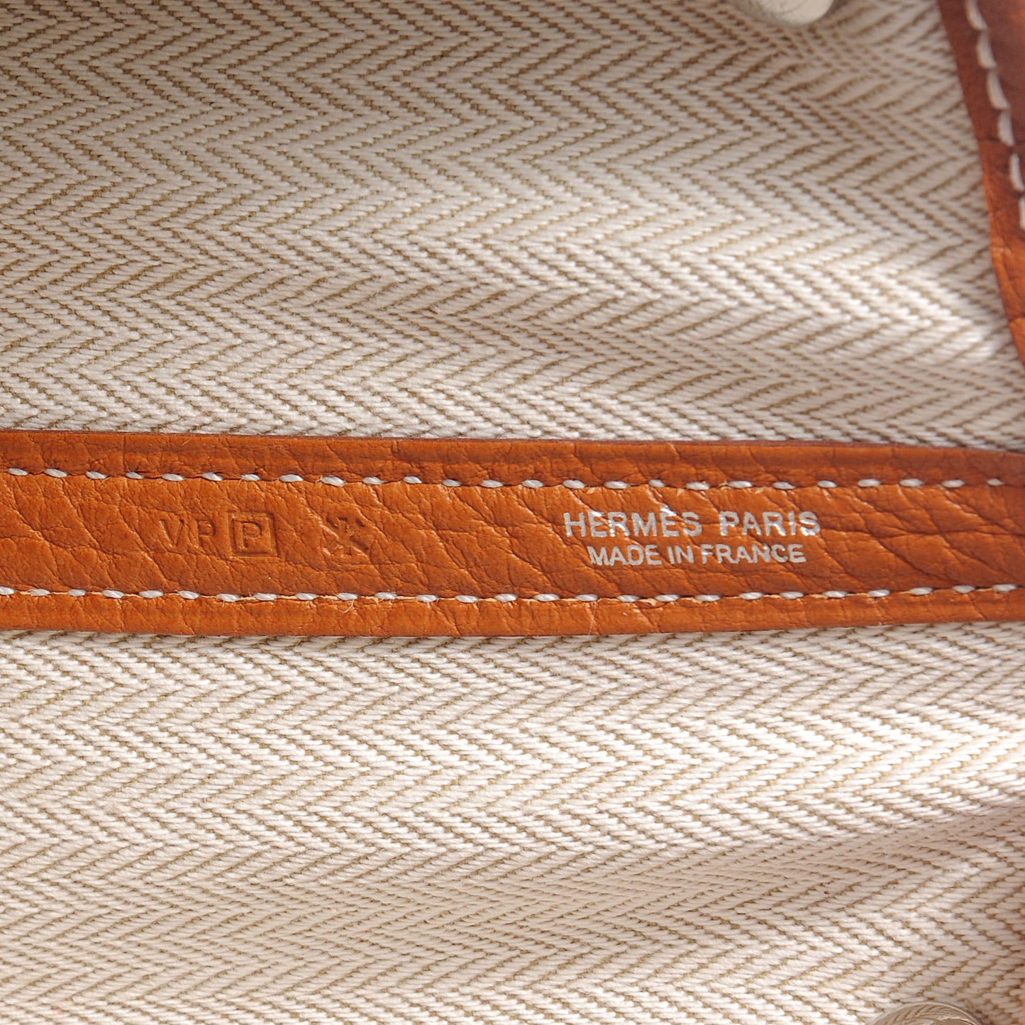Vache Fjord Garden Party Tote 36 MM Gold