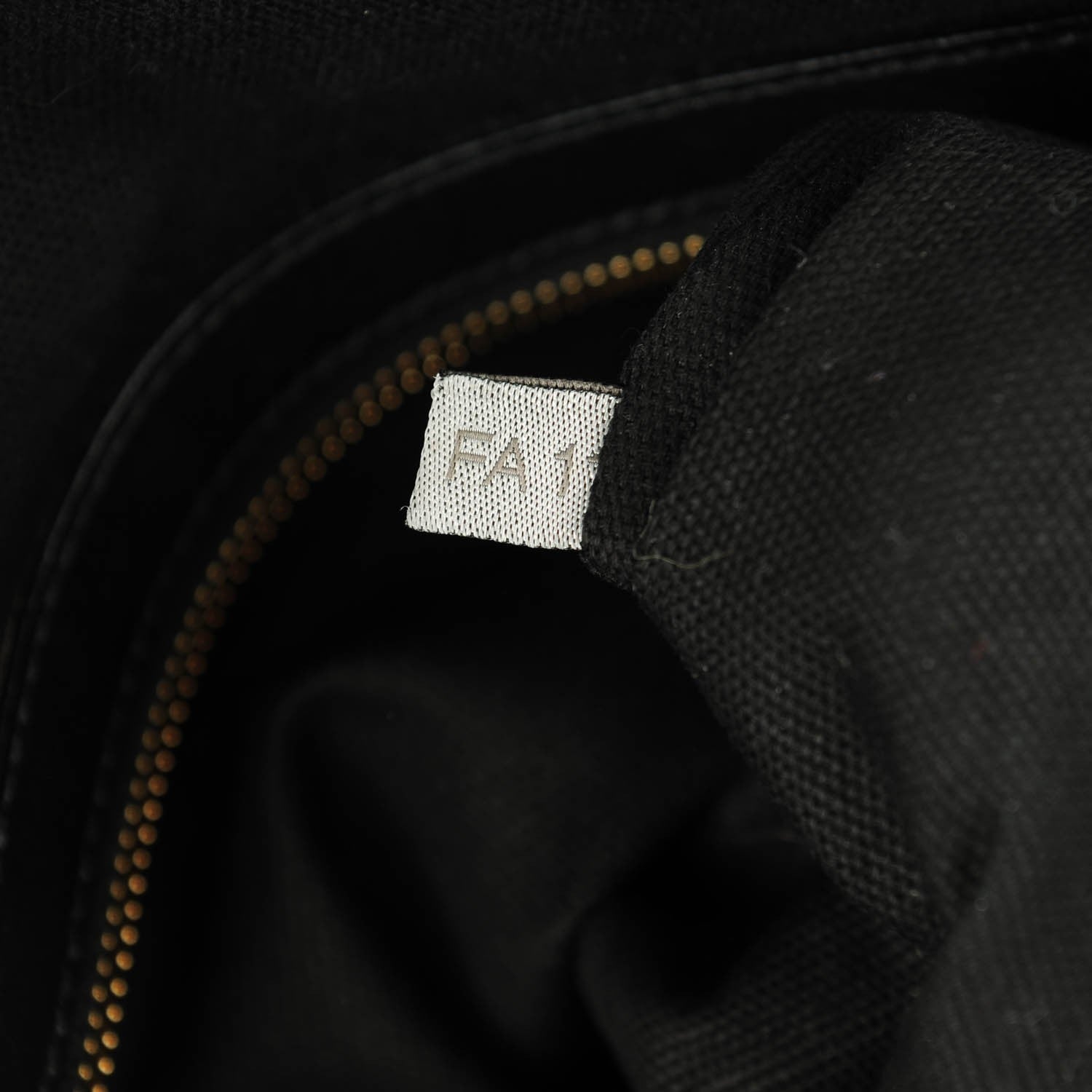 Marc Jacobs Lacquered Goatskin Quilted Karlie Satchel Black 9 of 9
