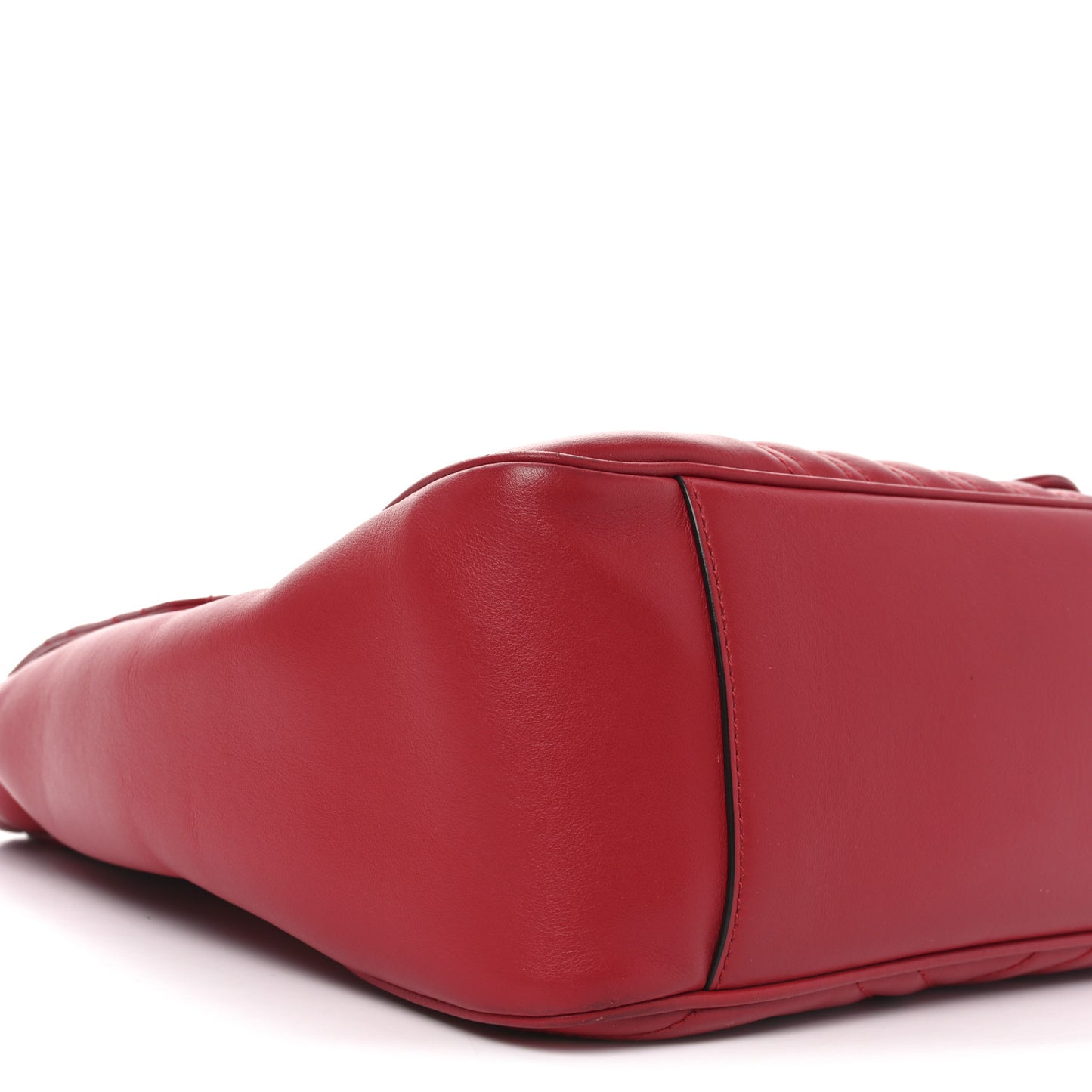 Calfskin Matelasse Large GG Marmont Shoulder Bag Hibiscus Red