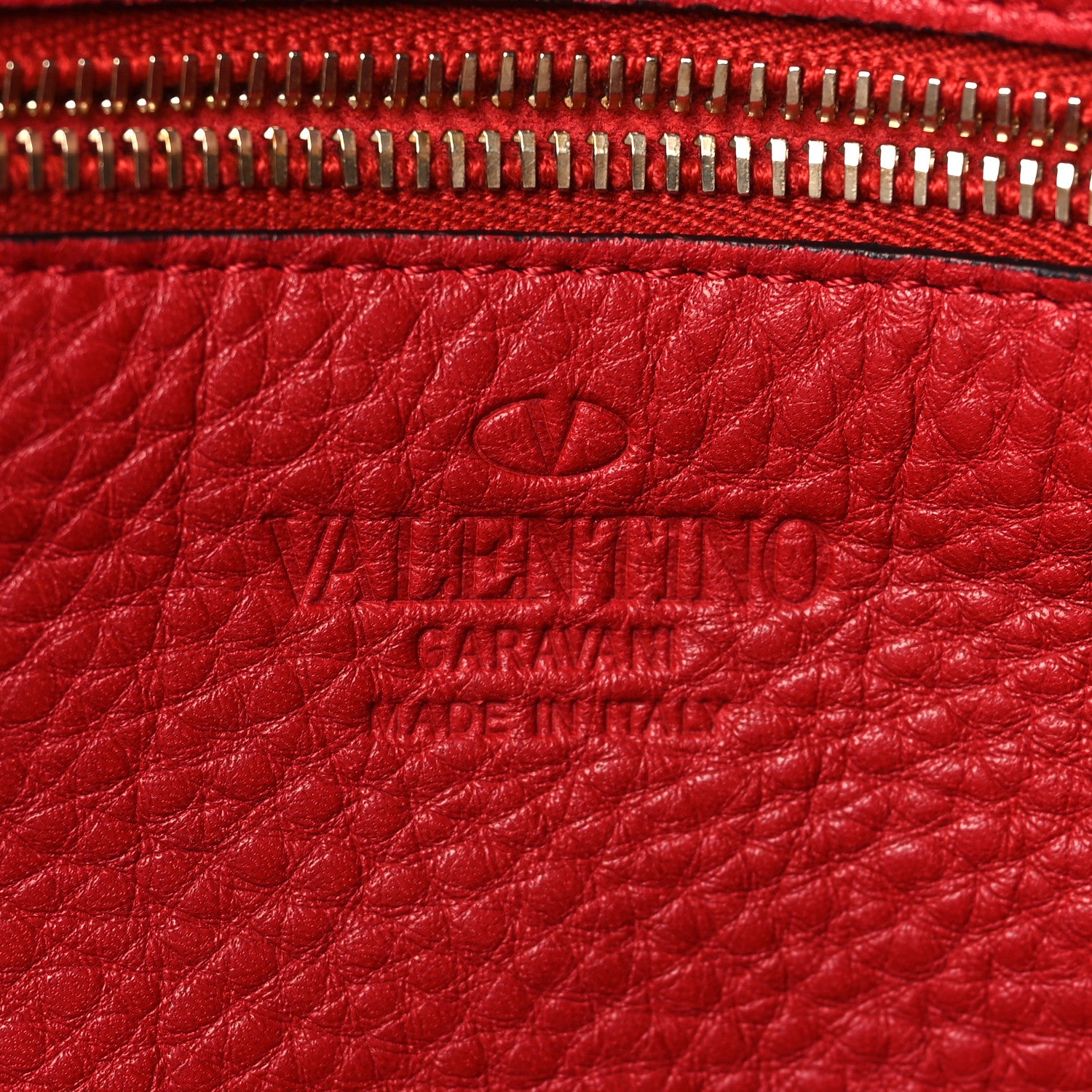 Valentino Garavani Pebbled Calfskin Medium Rockstud Tote Rosso Valentino 6 of 9