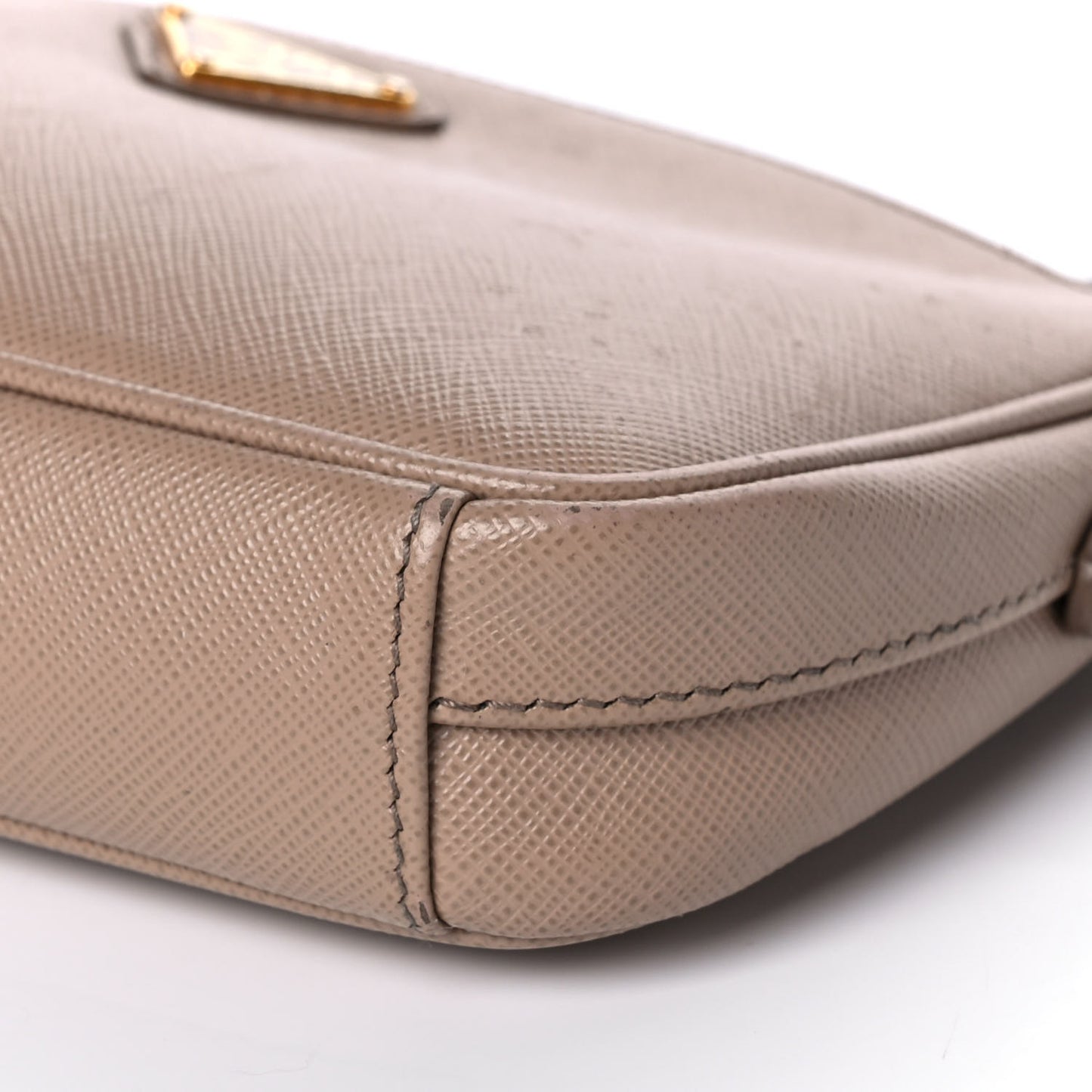 Saffiano Lux Re-Edition 2000 Shoulder Bag Cammeo