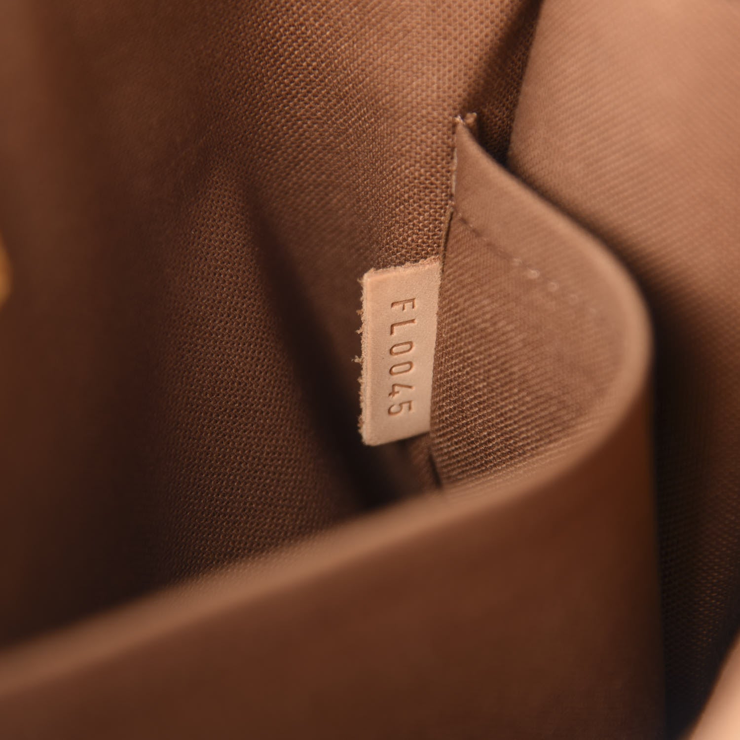 Louis Vuitton Monogram Popincourt Haut 9 of 10