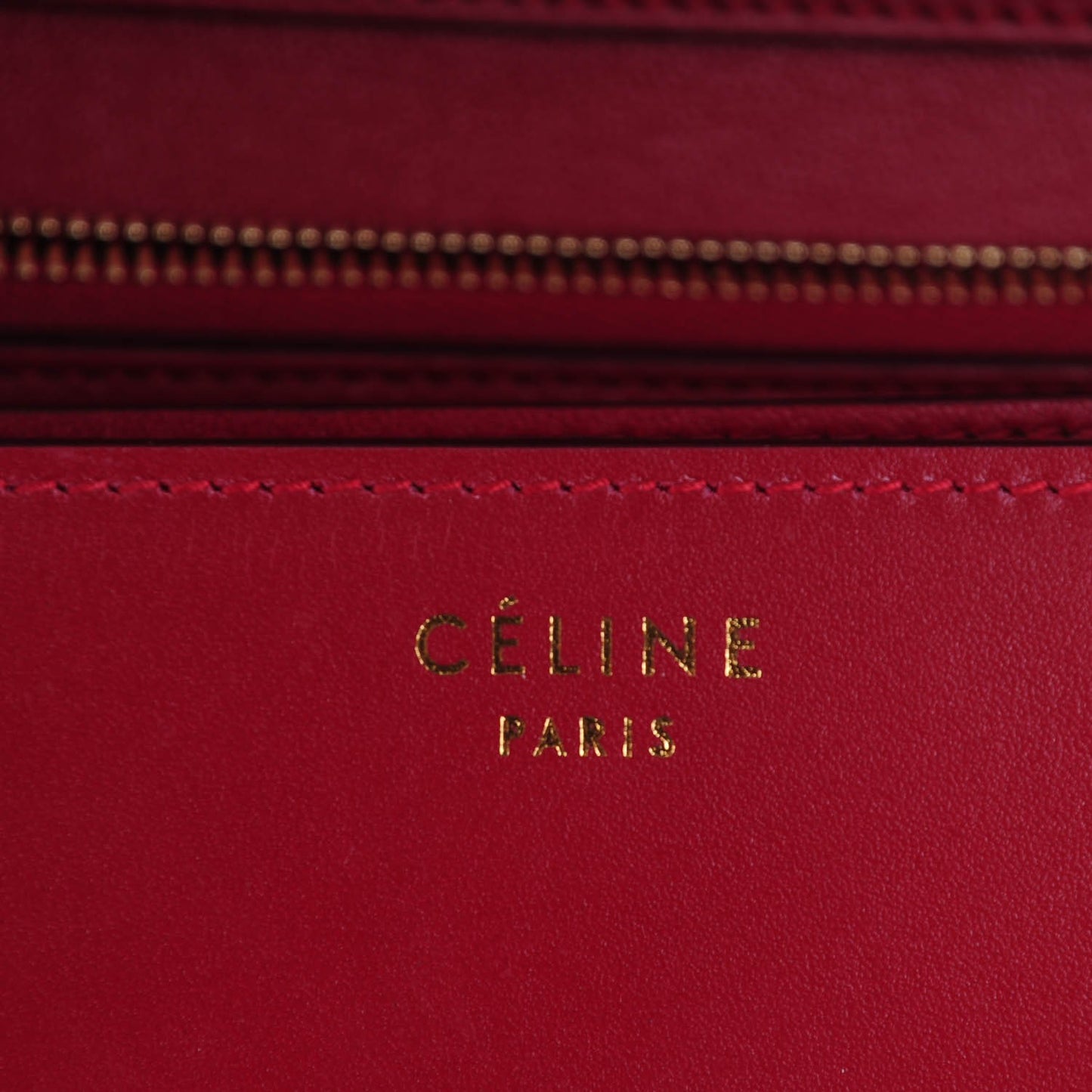 Smooth Calfskin Medium Classic Box Flap Bag Red