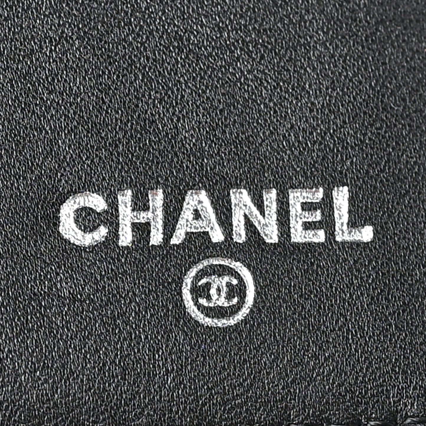 Caviar Timeless CC Large Gusset Flap Wallet Black