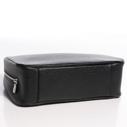 Louis Vuitton Taiga Trousse Toilette GM Ardoise 4 of 7