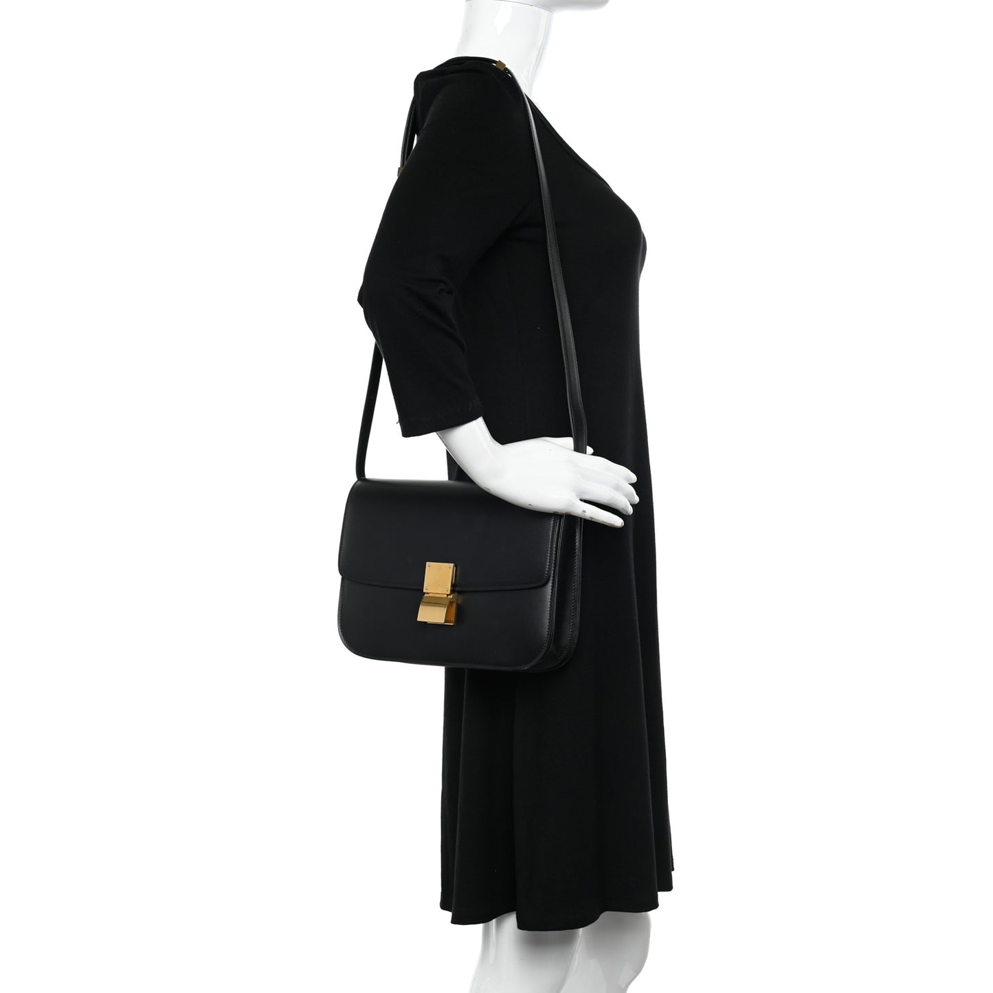 Box Calfskin Medium Classic Box Flap Bag Black