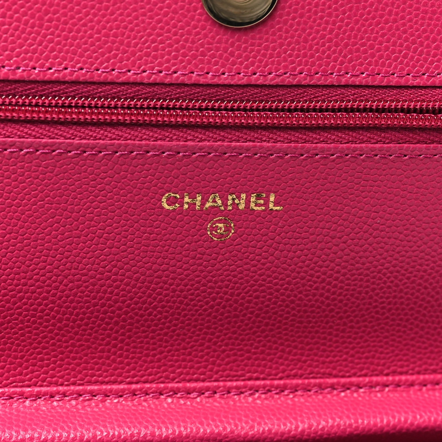 Caviar Quilted Wallet on Chain WOC Fuchsia