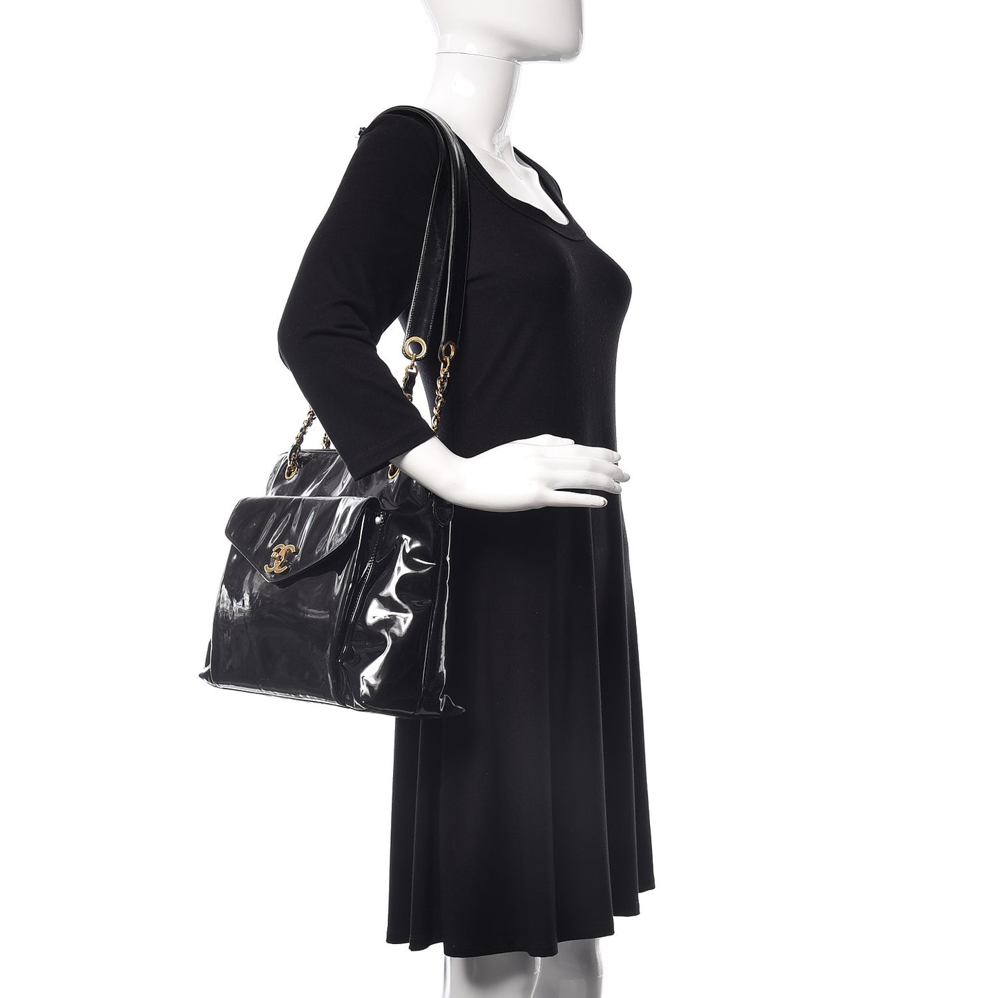 Patent CC Shoulder Bag Black