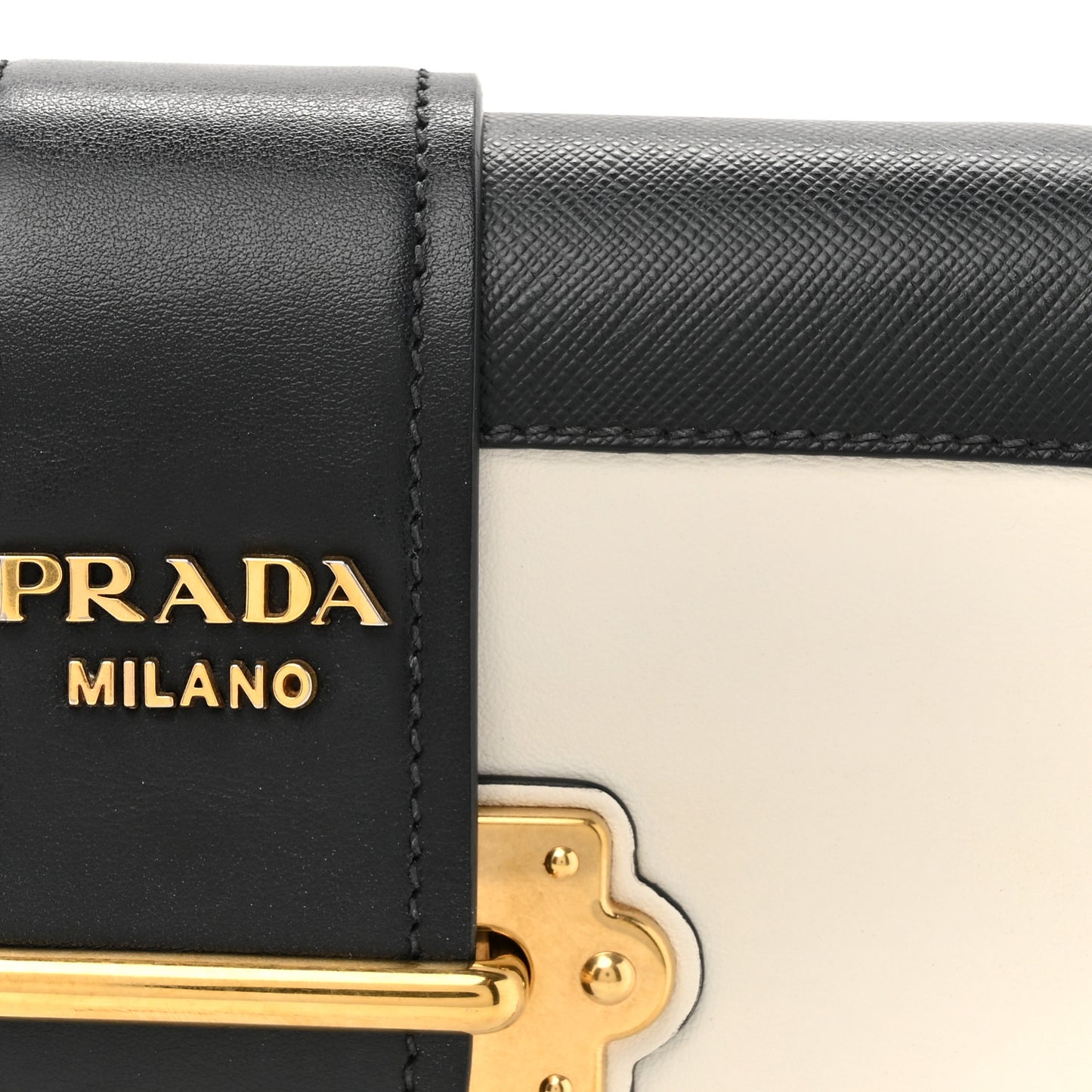 City Calf Saffiano Cahier Bag Talco Black