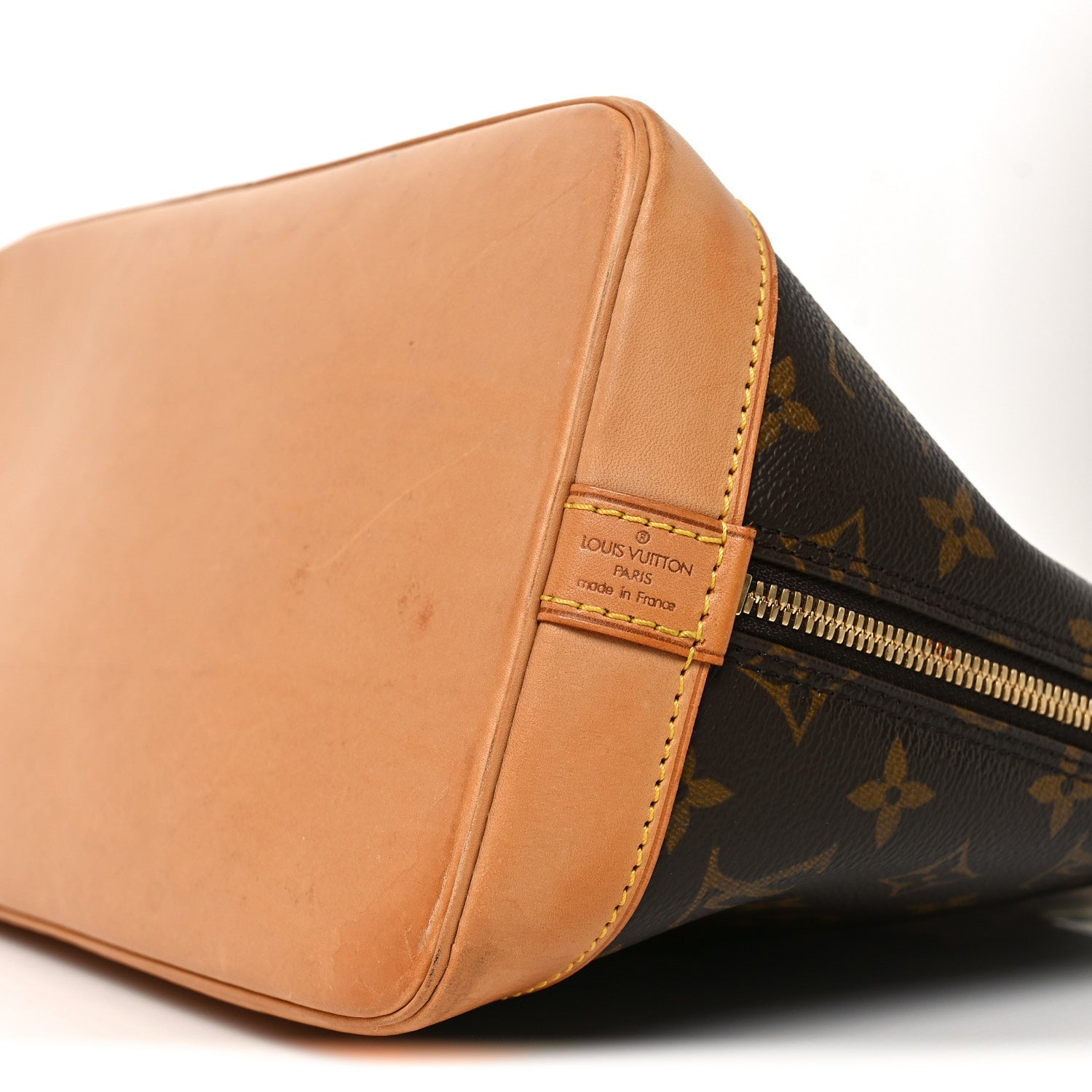Louis Vuitton Monogram Alma PM 8 of 8