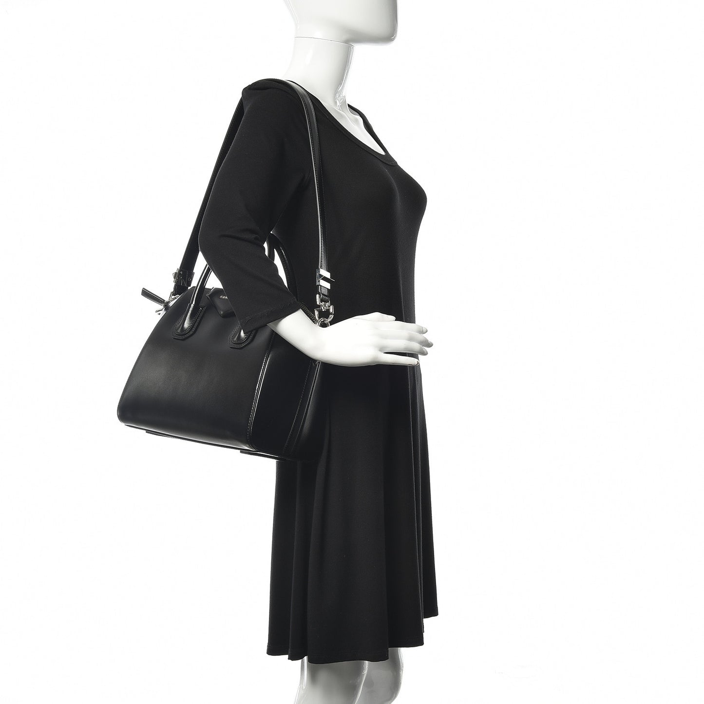 Shiny Lord Calfskin Small Antigona Black