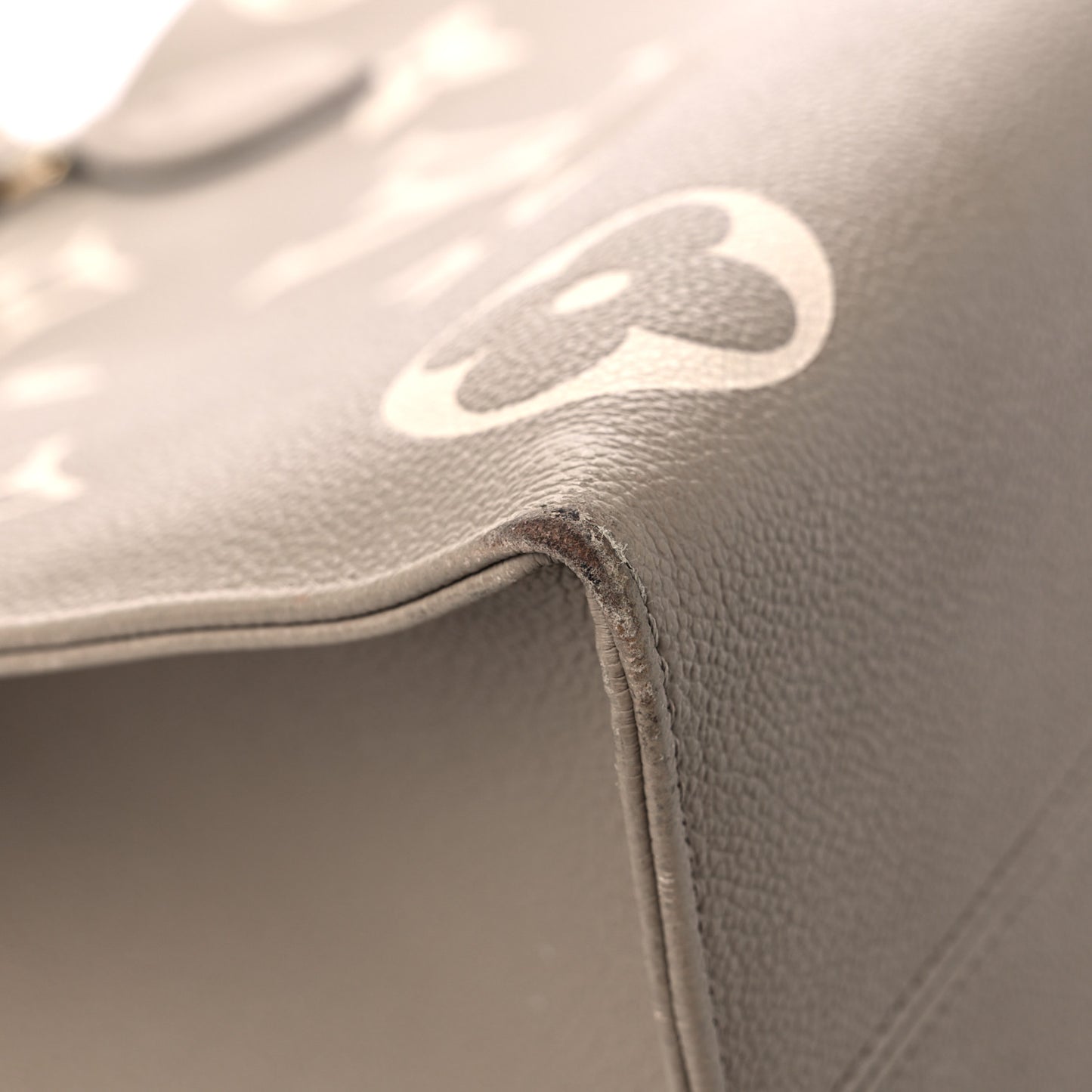 Empreinte Monogram Giant Onthego MM Tourterelle Creme