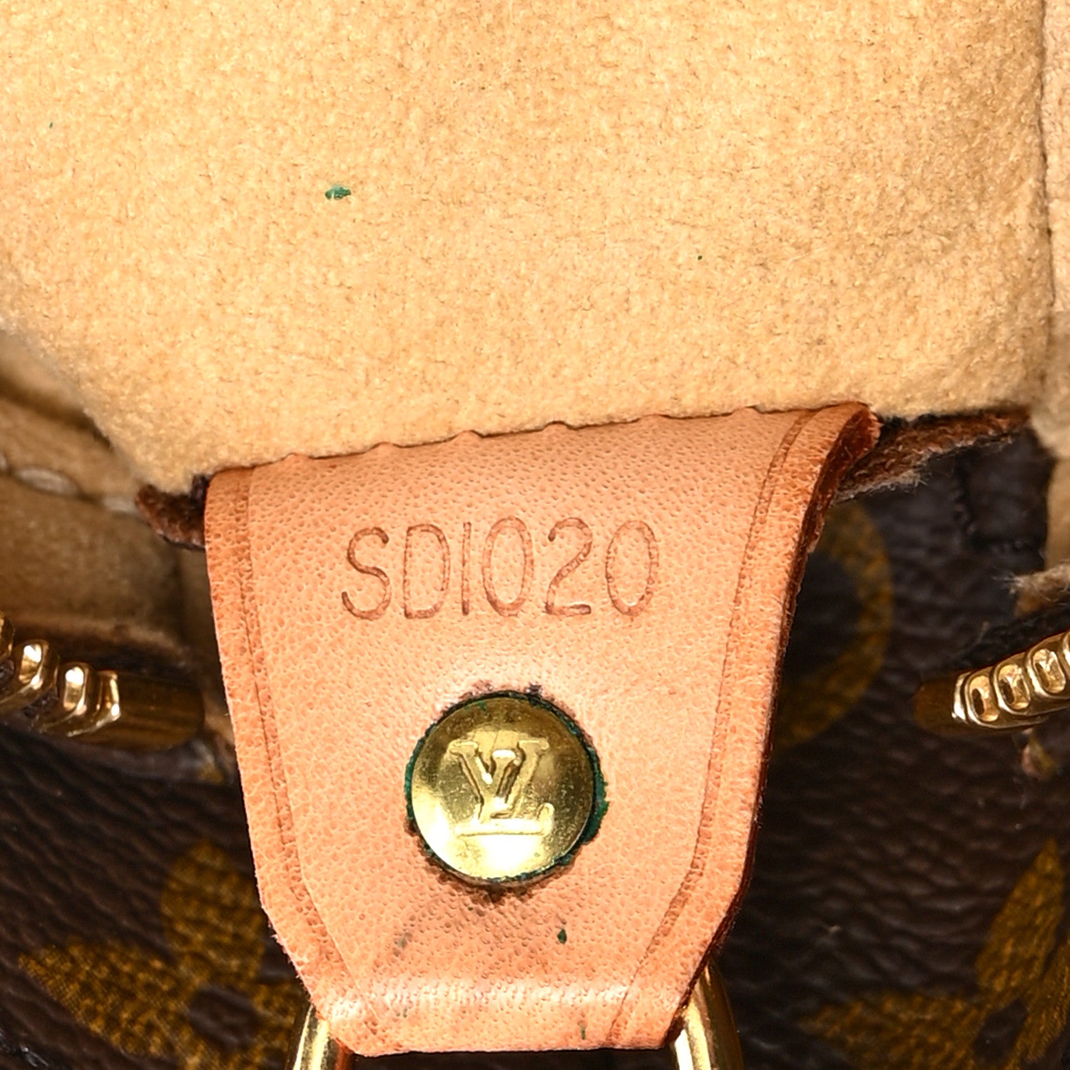 Louis Vuitton Monogram Looping GM 7 of 10